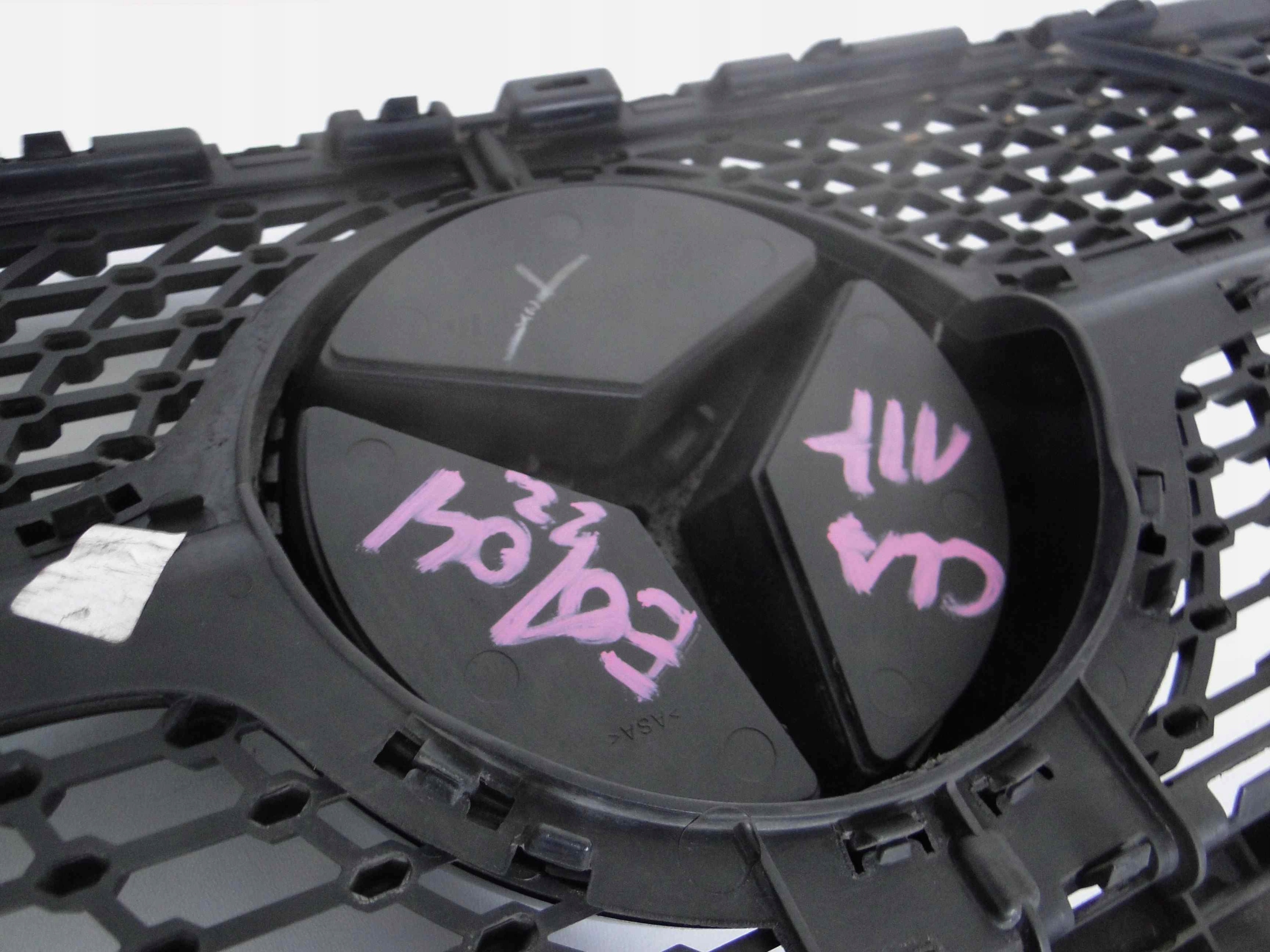 MERCEDES CLA 117 LIFT GRILL ATRAPA DIAMENT AMG Strona zabudowy przód