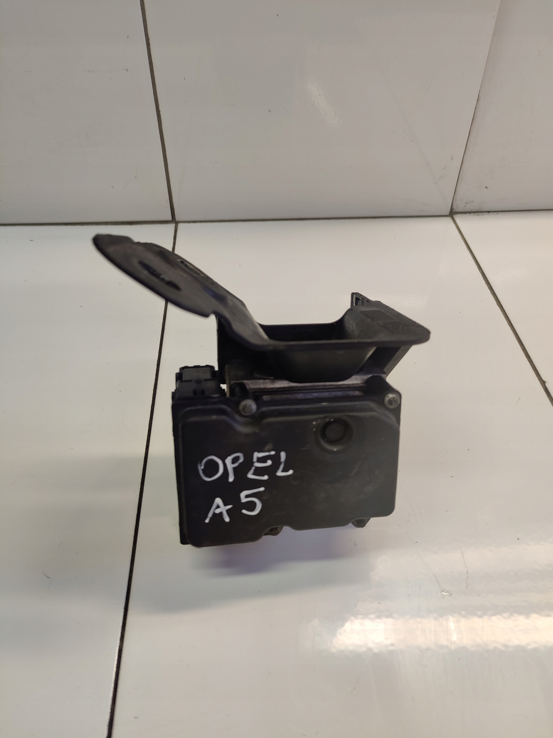 OPEL CORSA D 1.3CDTI Pompa ABS 0265231537 13236012