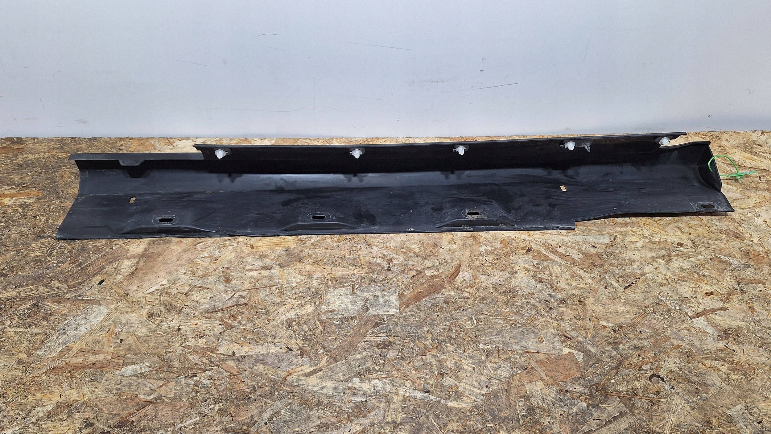 cap threshold moulding threshold left FORD C-MAX MK2 10- AM51-R10259-A