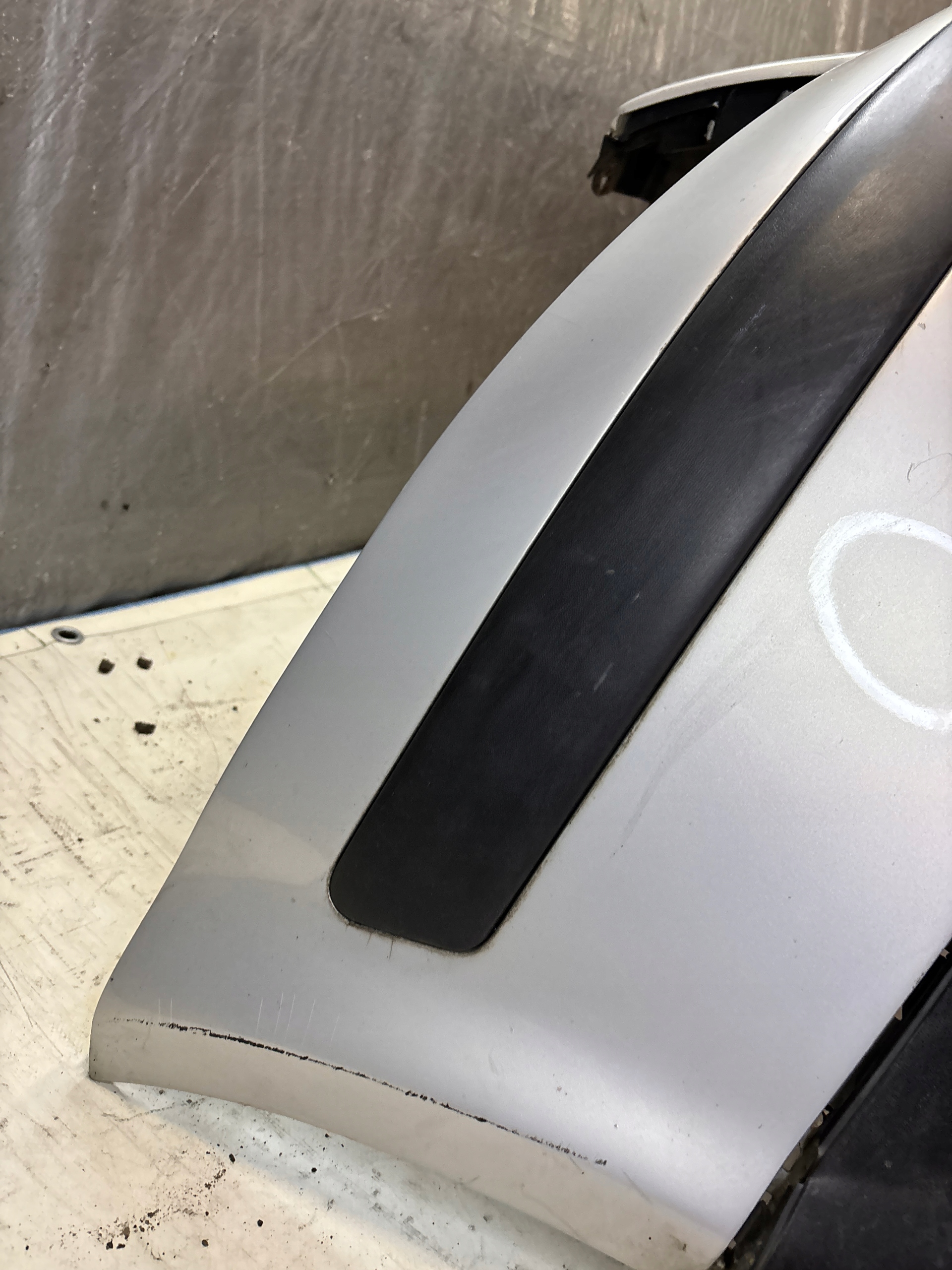 Frontstoßstange vorne VW PASSAT B5 K: LB7Z