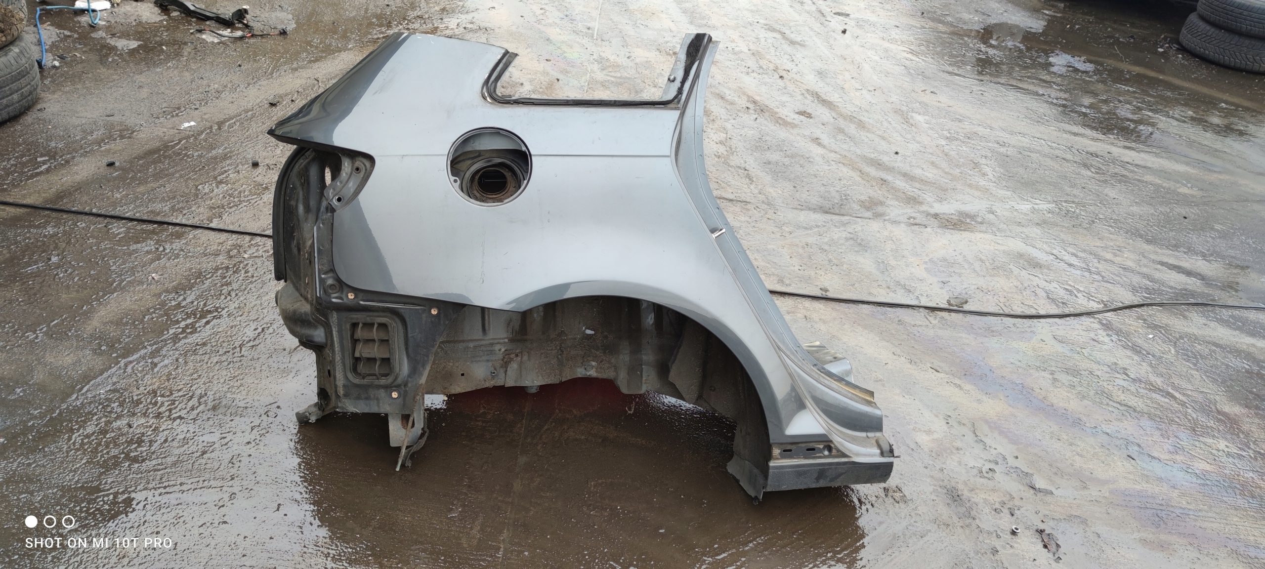 ЧЕТВЕРТЬ ПОРОГ КРЫЛО ПРАВЫЙ AUDI A3p SPORTBACK *