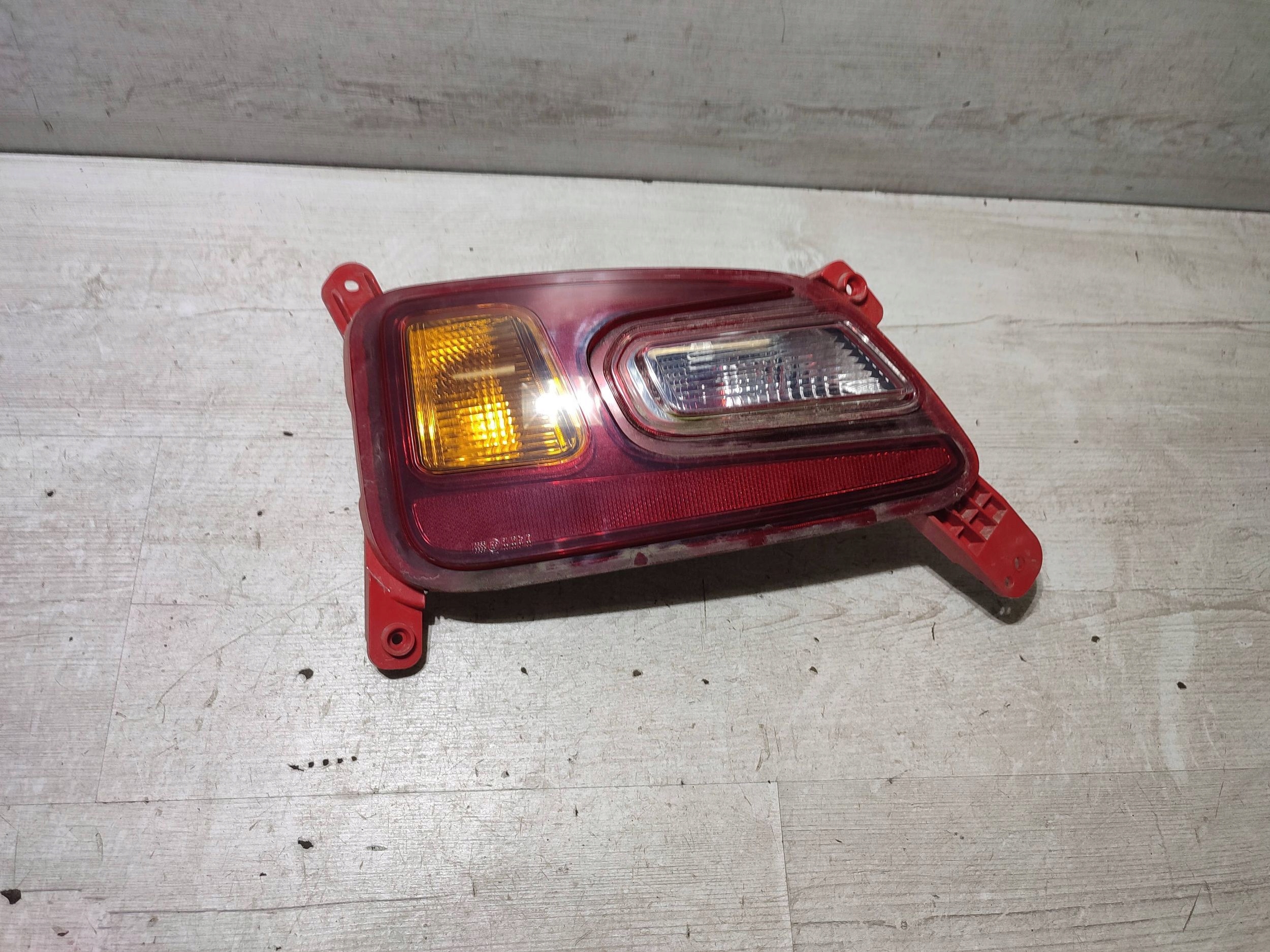 Hyundai Kona and 2018 rear part side left light rear