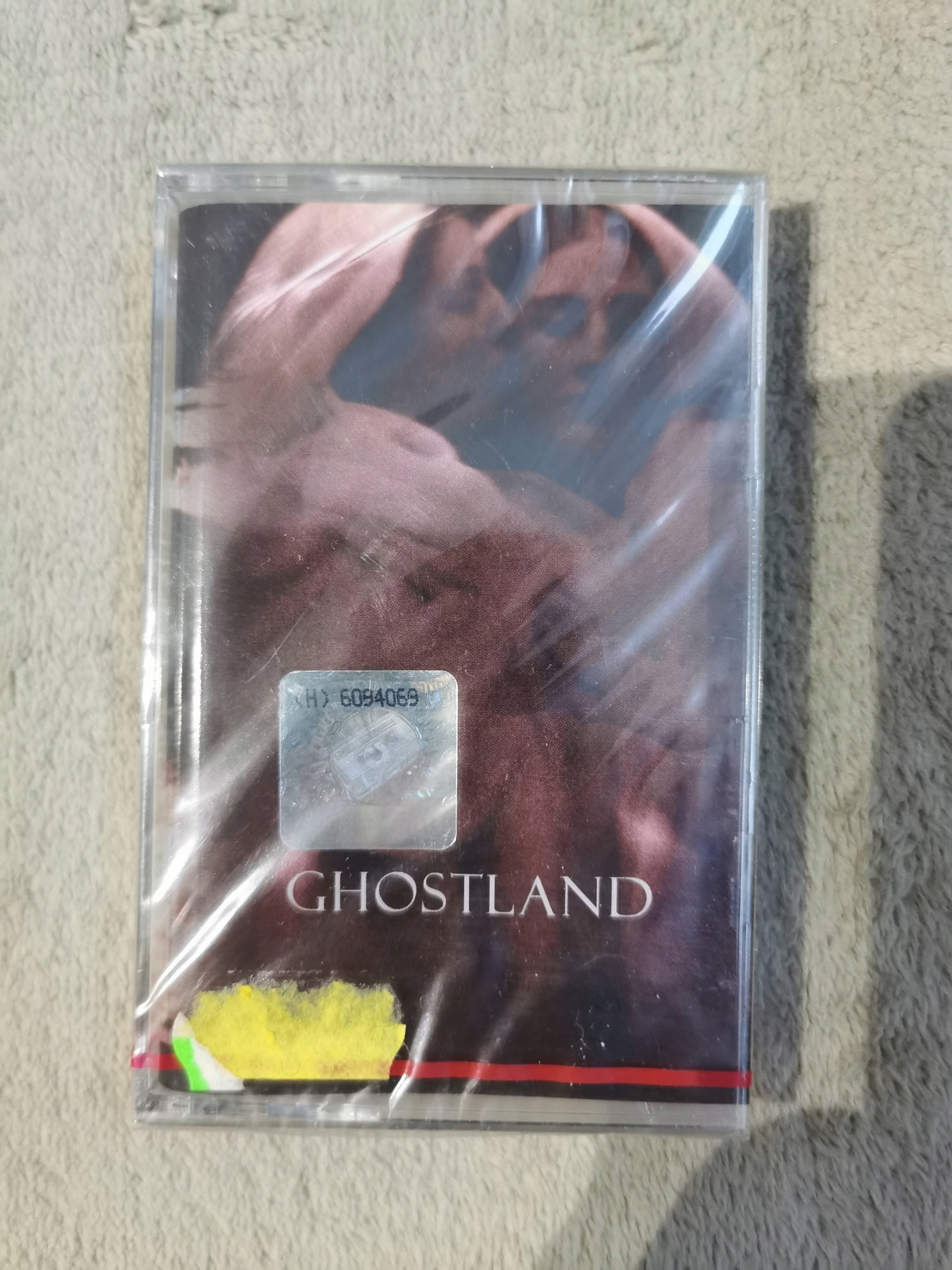 Kaseta Ghostland *folia*