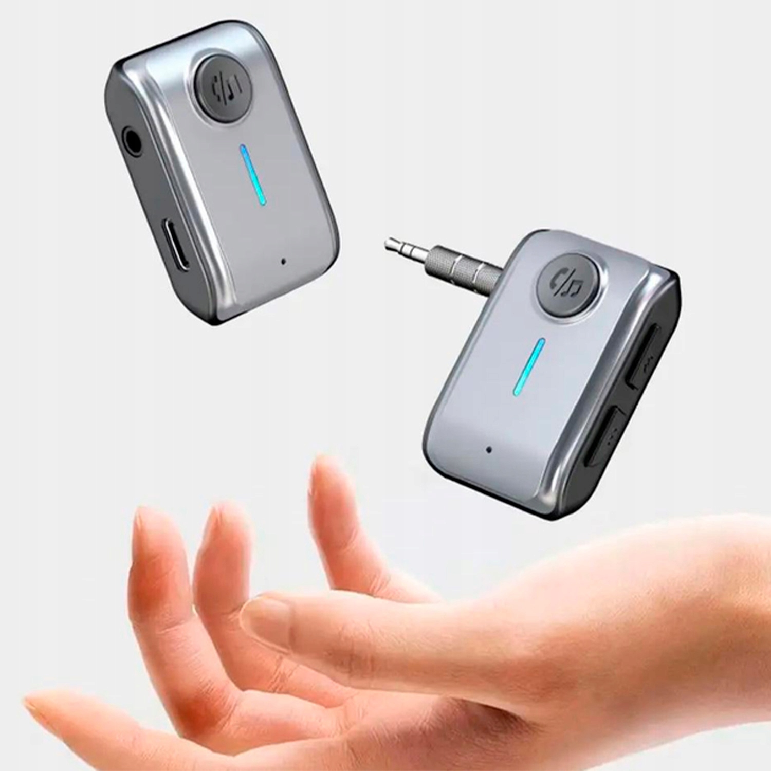 Transmiter FM Bluetooth MP3 do auta samochodu zestaw głośnomówiący mikrofon Cechy dodatkowe wbudowany mikrofon