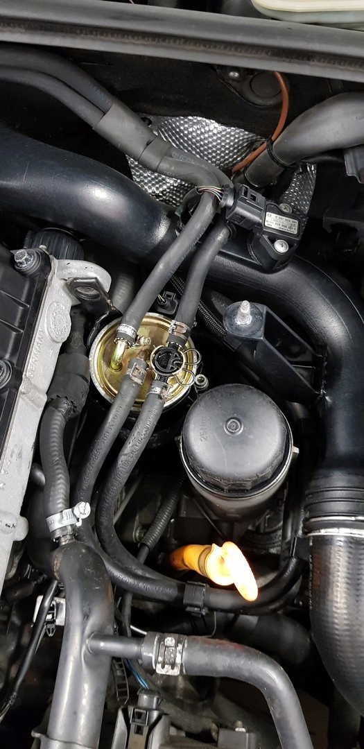 AUDI A4B6 1 9TDI PRZEWODY PALIWA PRZEWODY PALIWOWE
