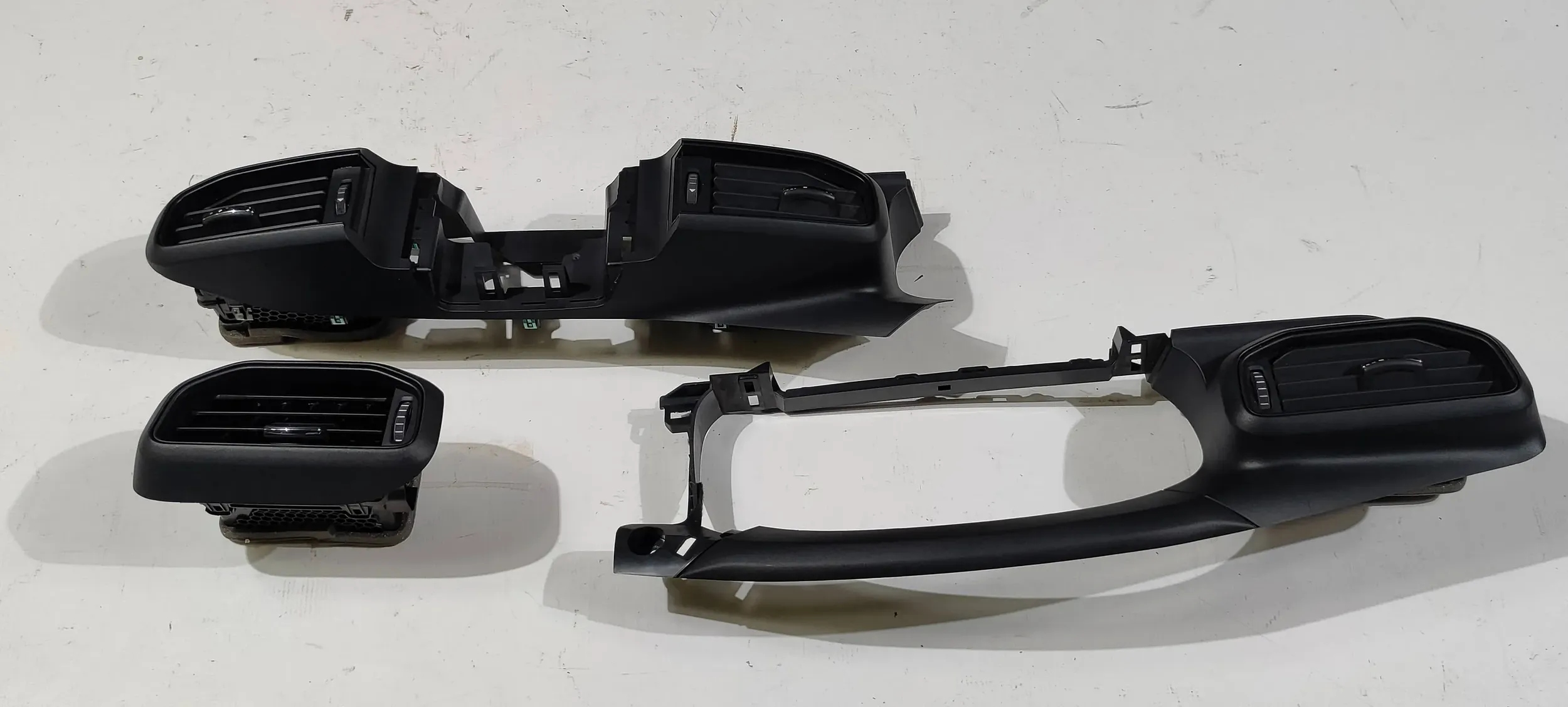 Kratki air conditioning devices Ford Explorer 2020