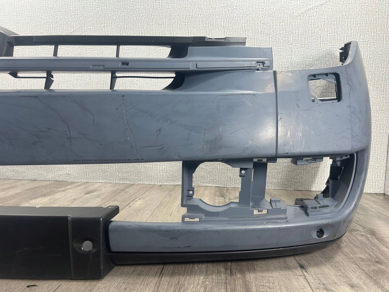 CITROEN C6 a 2005-2012 nárazník předek 9647030577