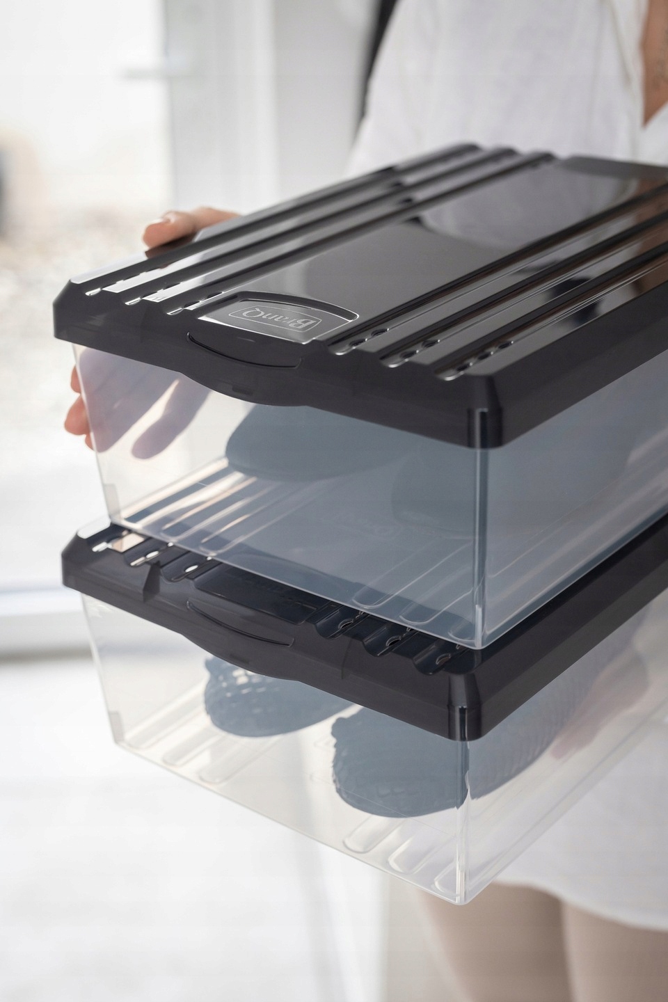 POJEMNIK NA BUTY Z WENTYLACJA - 2 SZTUKI BIAŁY Rodzaj pudełko