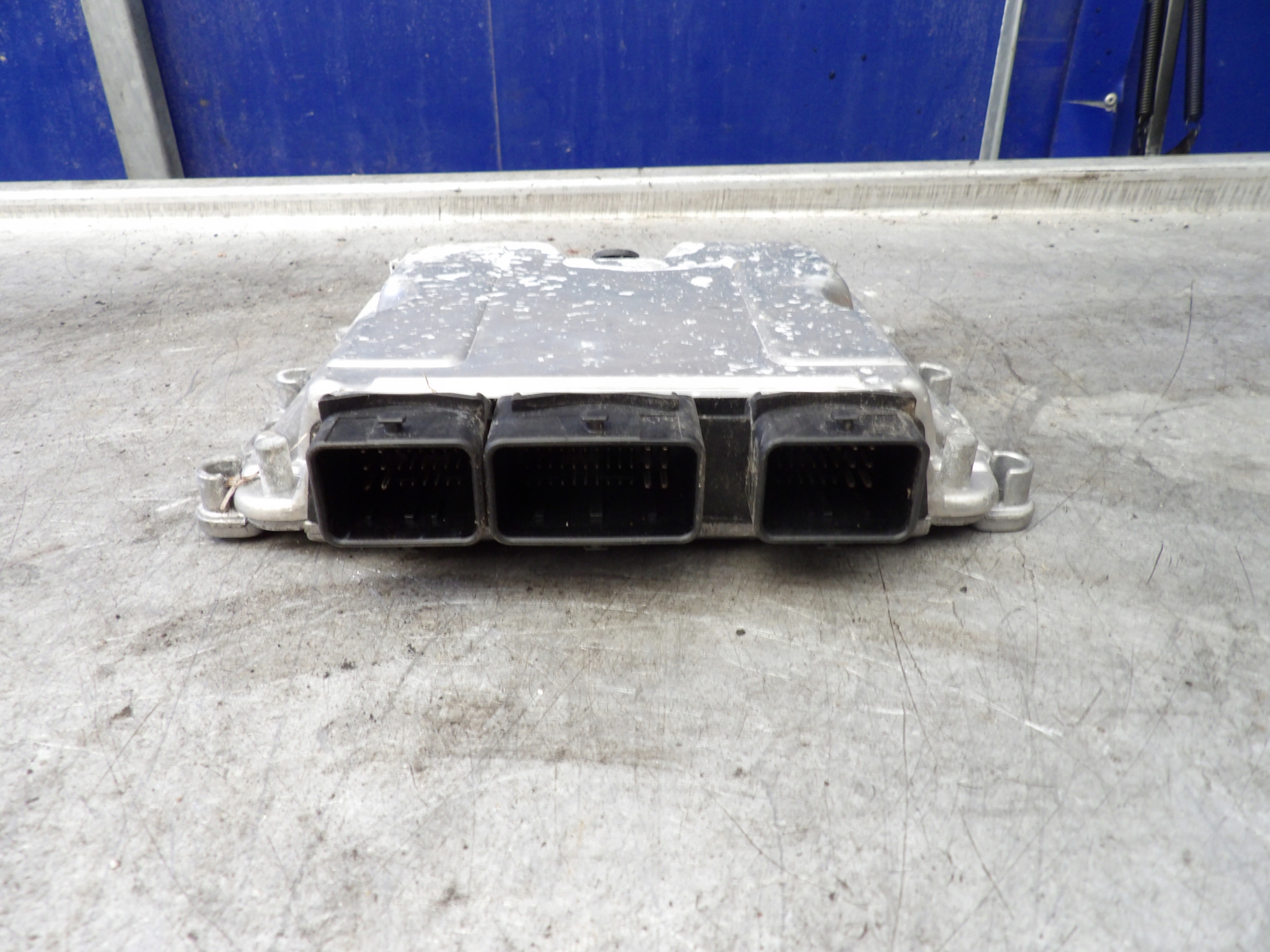 Citroen C5 computer, control unit 2,2HDI 0281010885 9645534880