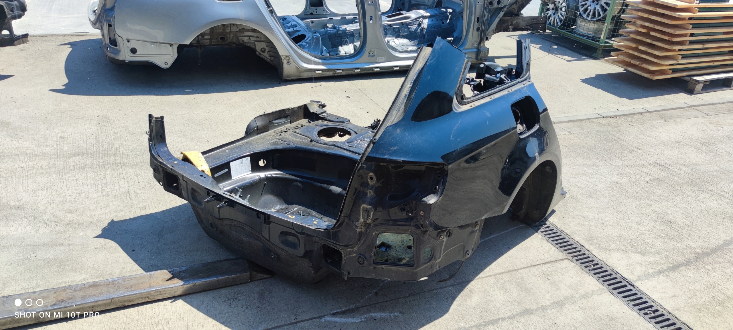 LONGHERONE MINIGONNA COPPA PARAFANGO DESTRA AUDI A4 B8 KOMBI