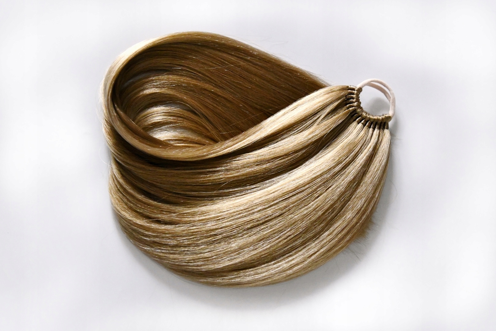 Culík na gumičce, prodloužení culíku mix teplá blond M 80g