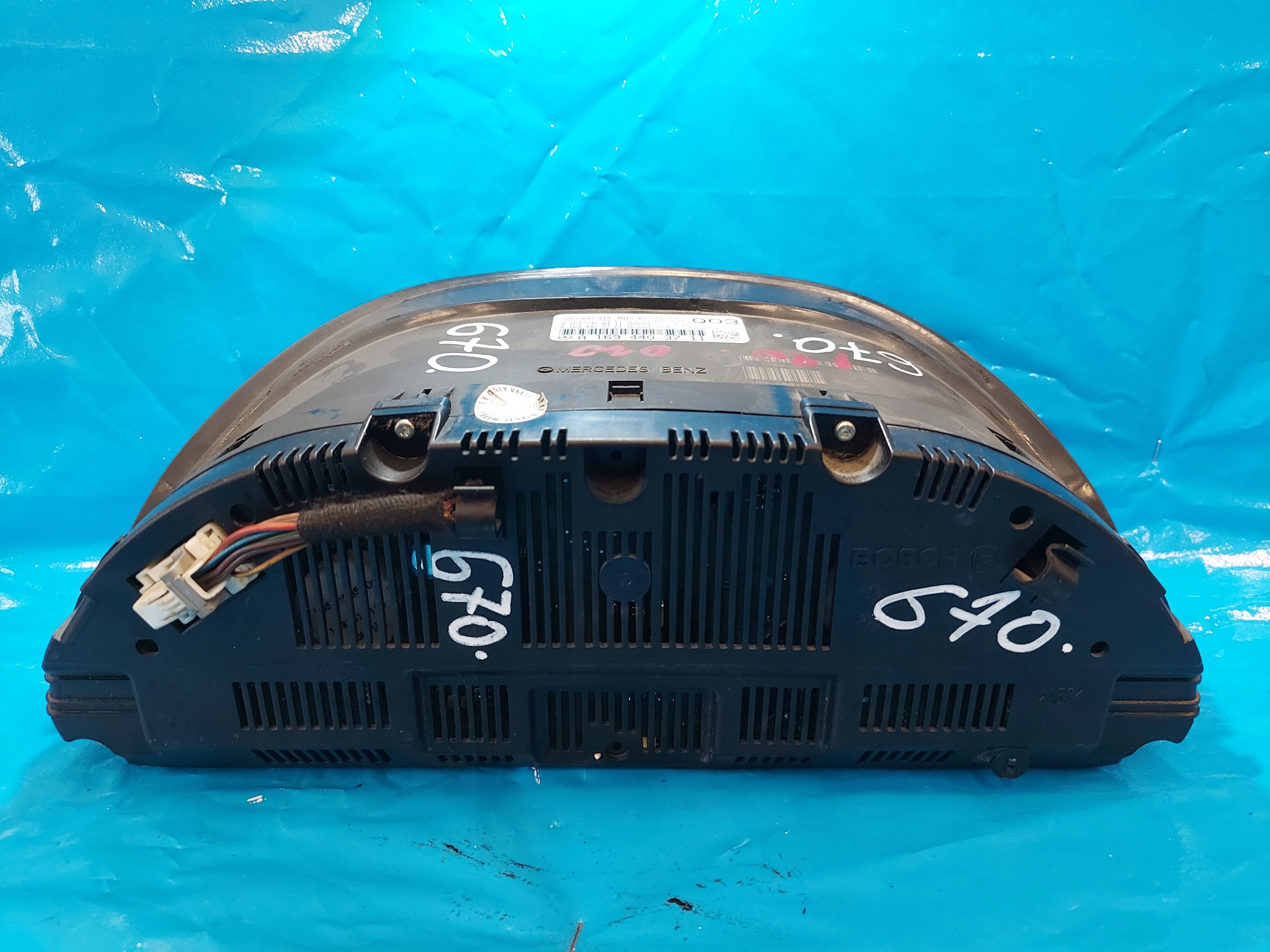 dials clock MERCEDES W169 2.0 CDI A1694403711