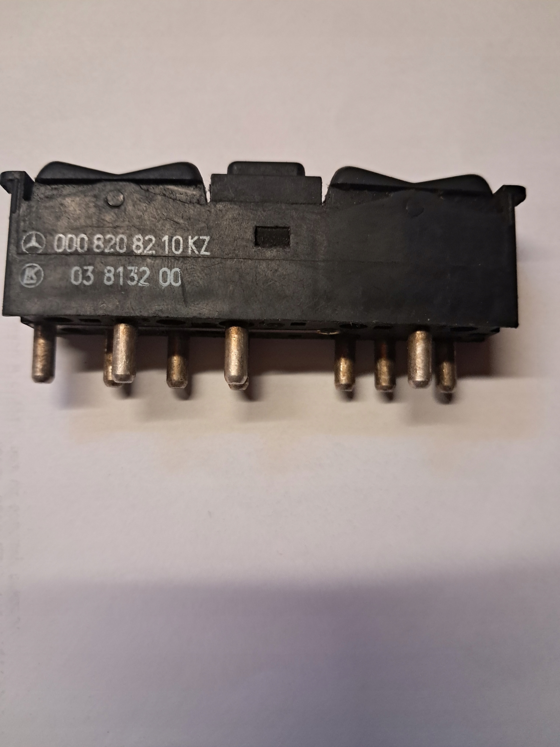 window control switch MERCEDES W123 W126 0008208210