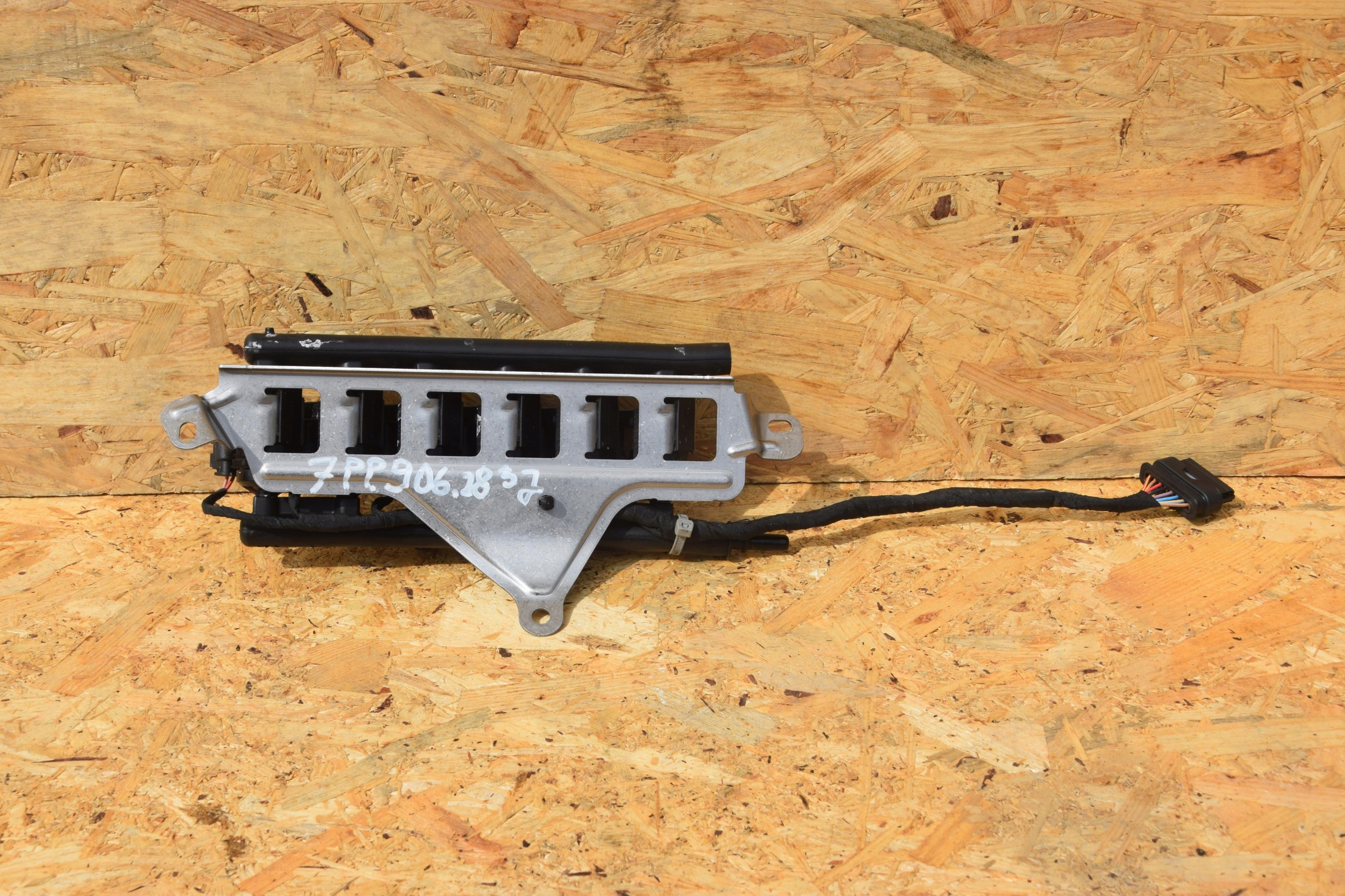 7PP906283E 7PP906283J - КЛАПАН ПРОКЛАДКА КЛАПАНА ДАТЧИК PORSCHE 911 991 3.0