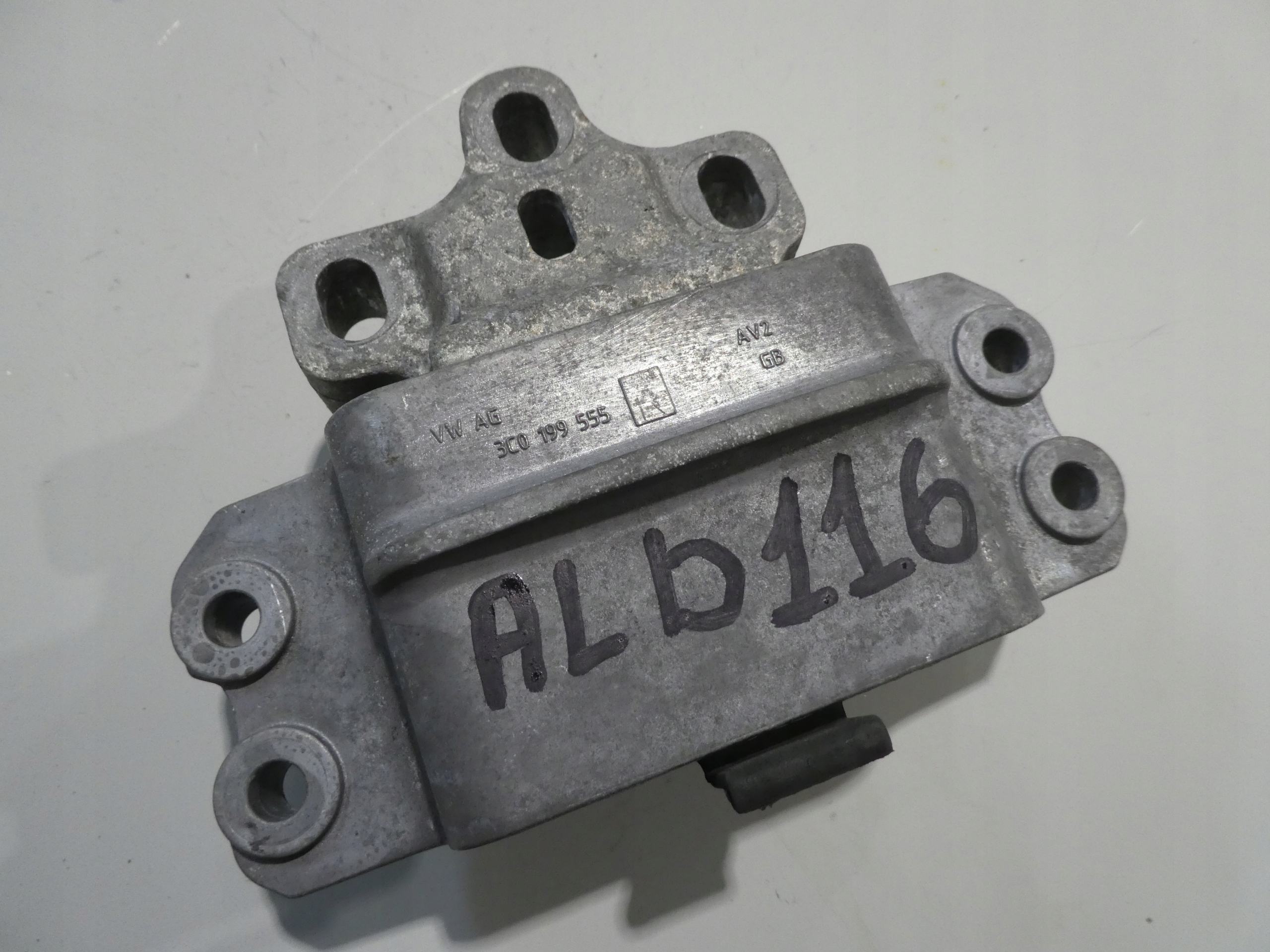 holder gearbox mounting 3C0199555R AUDI VW SEAT
