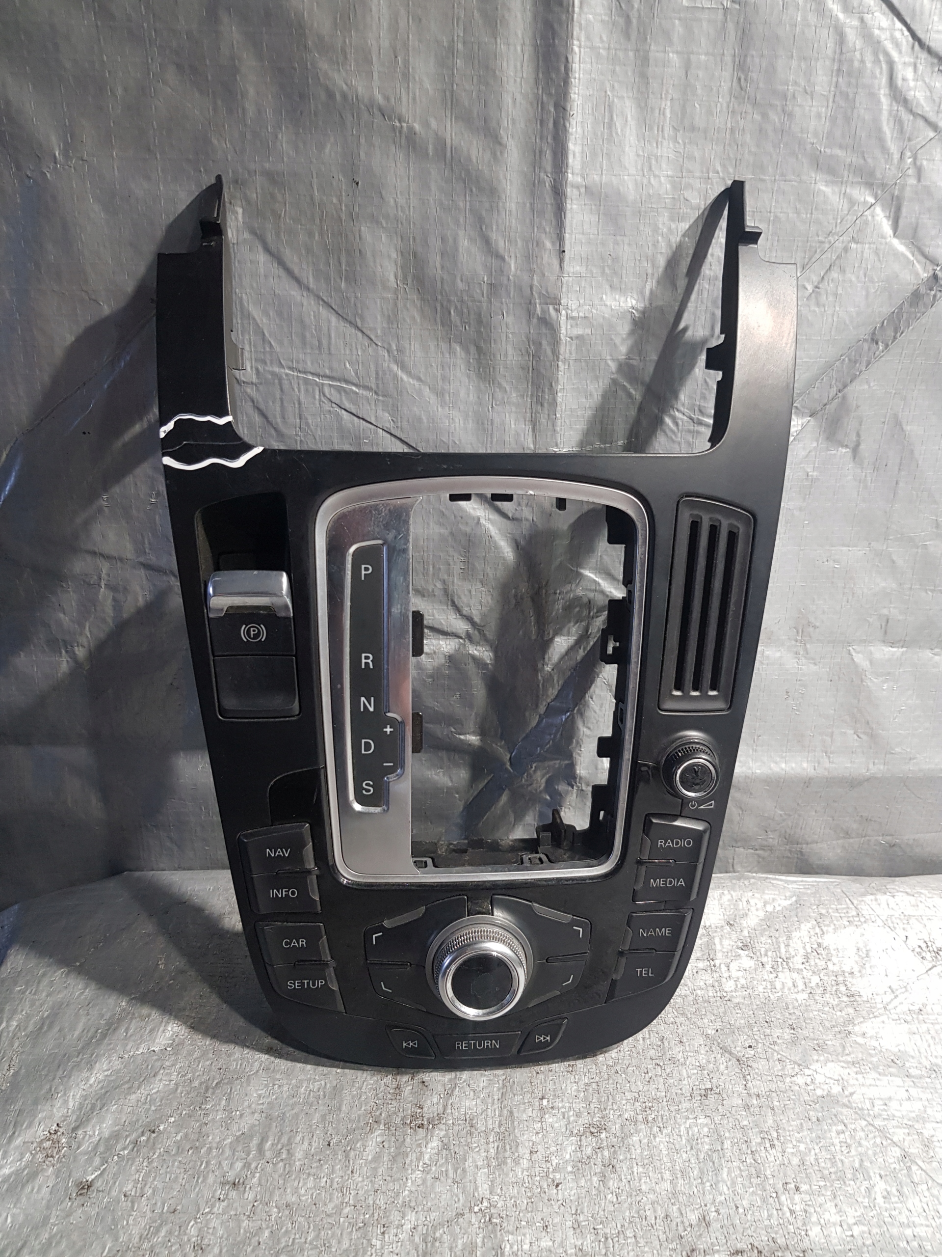 panel ovládání mmi Audi A4B8 OE 8T0919609WFX