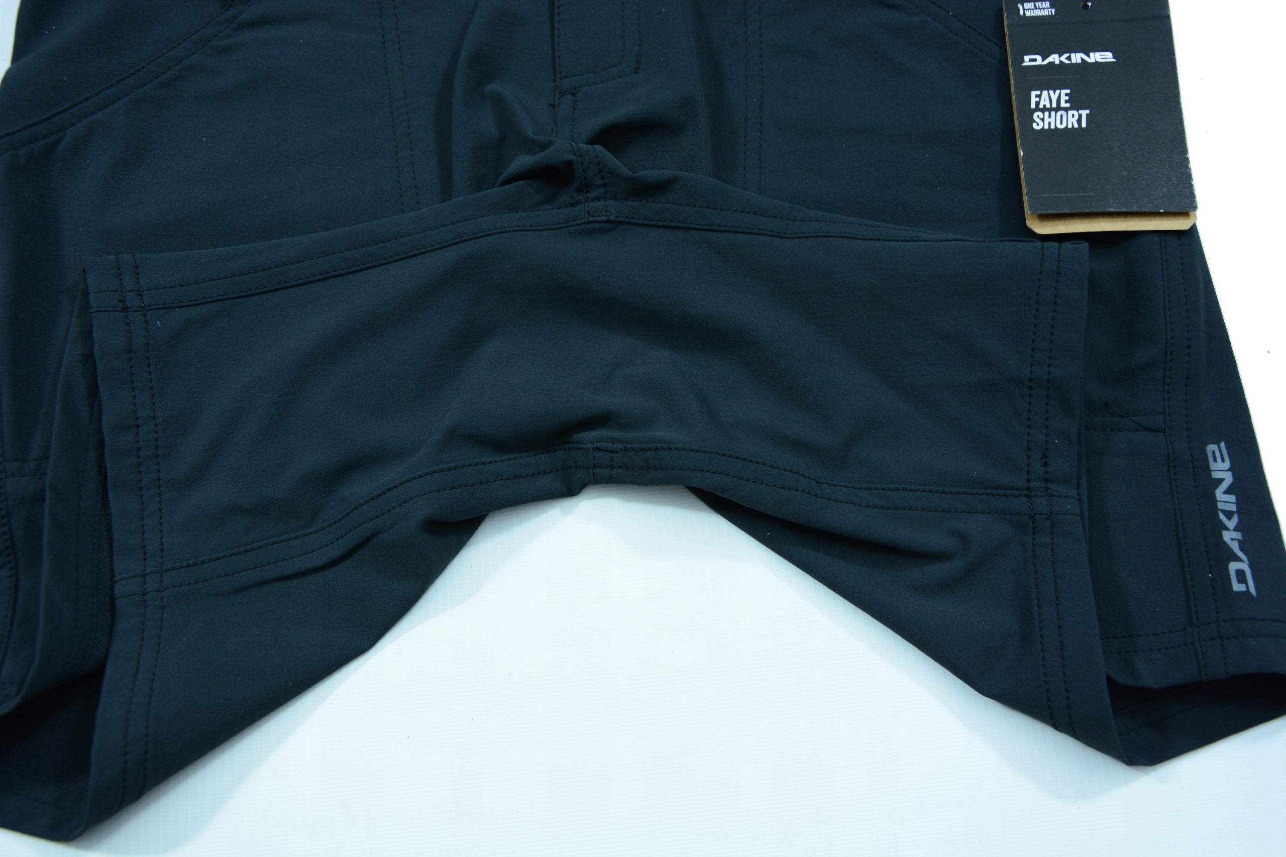 DAKINE FAYE SHORTS STRETCH ROWER TREKKING Rozmiar S