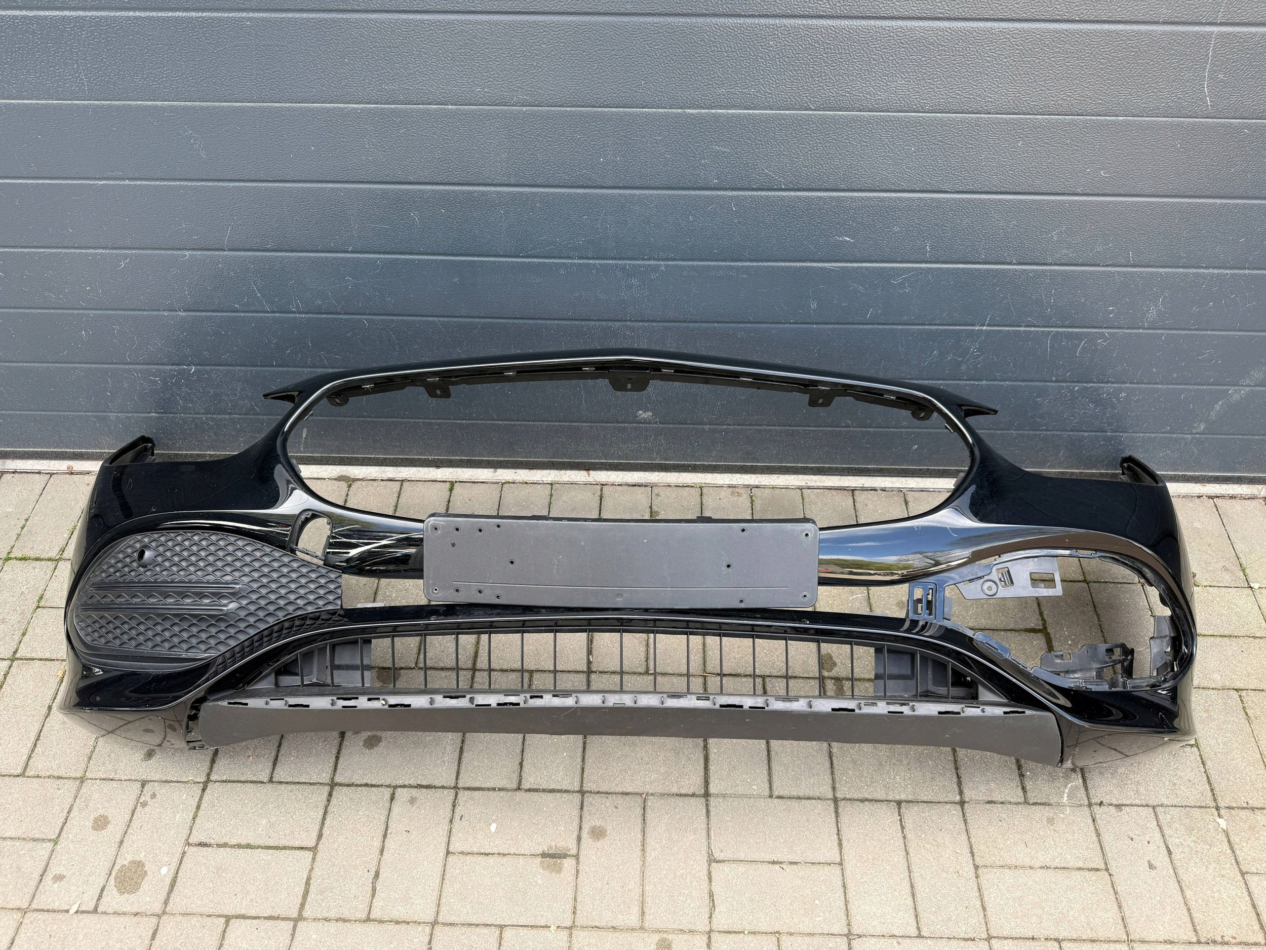 Mercedes C W206 21- nárazník předek přední