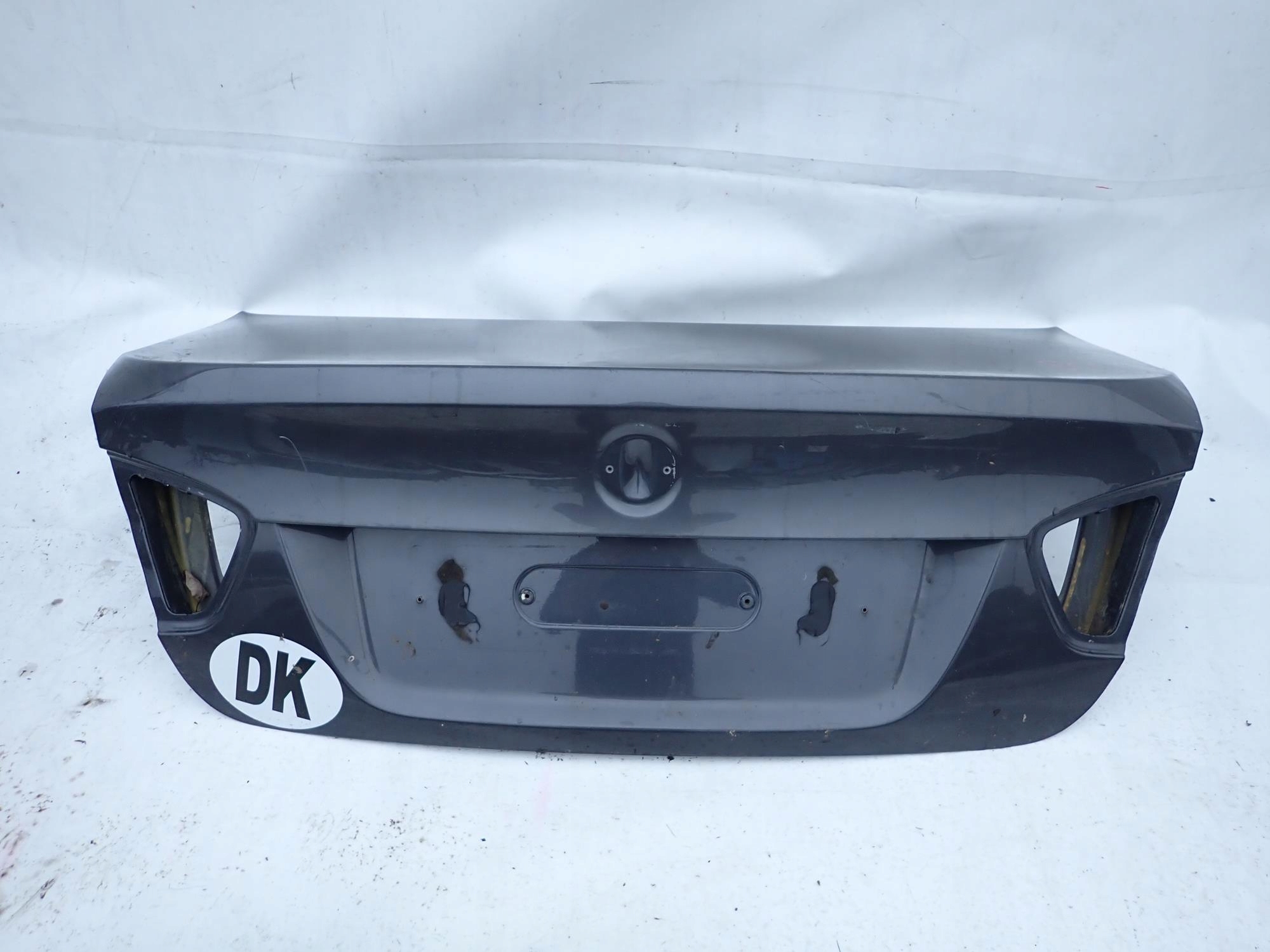 BMW 3 E90 sedan 04-08 boot door rear