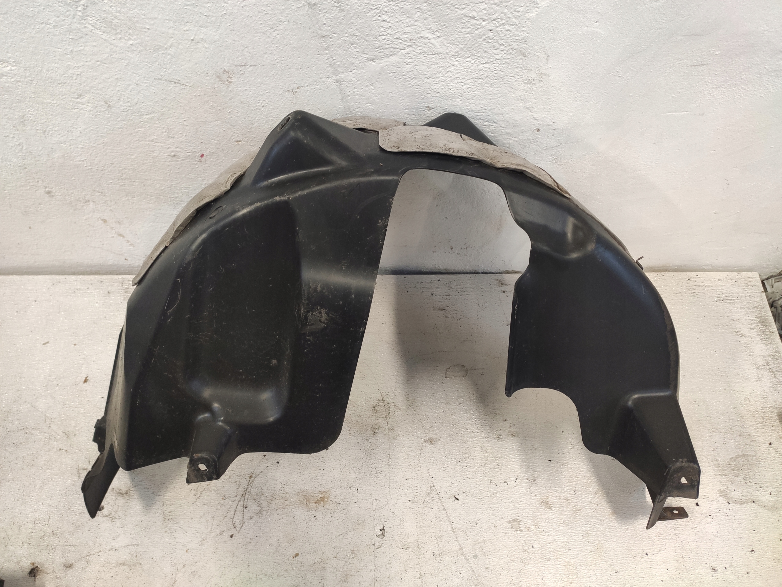 CHEVROLET CRUZE KOMBI mudguard rear. right 95102064