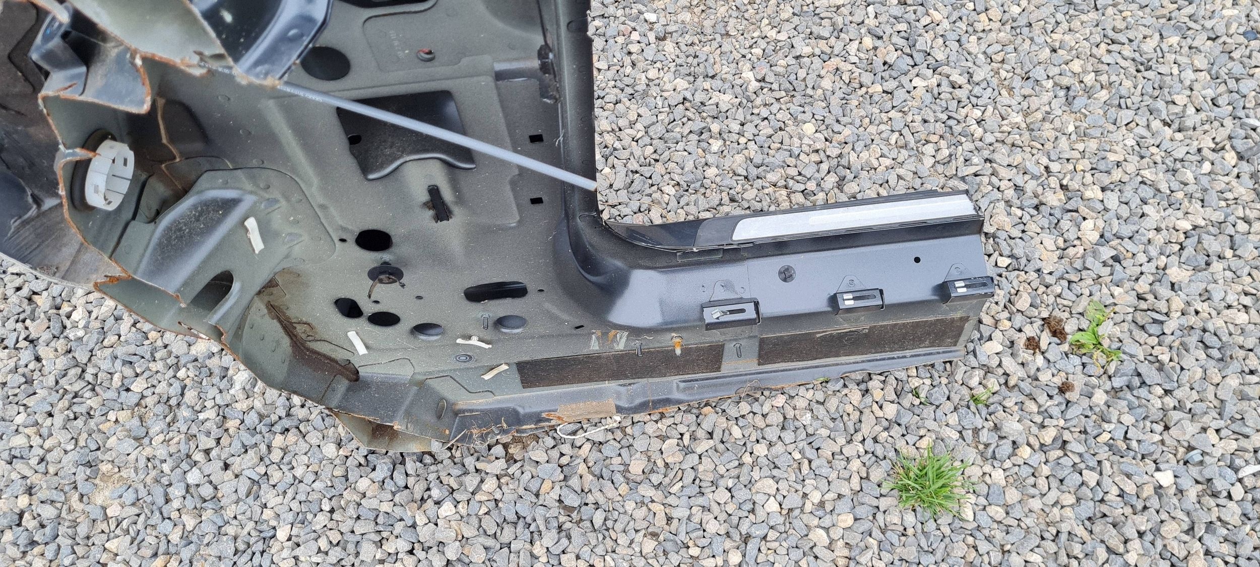 A4 B9 8W S4 threshold pillar A right front side quarter right