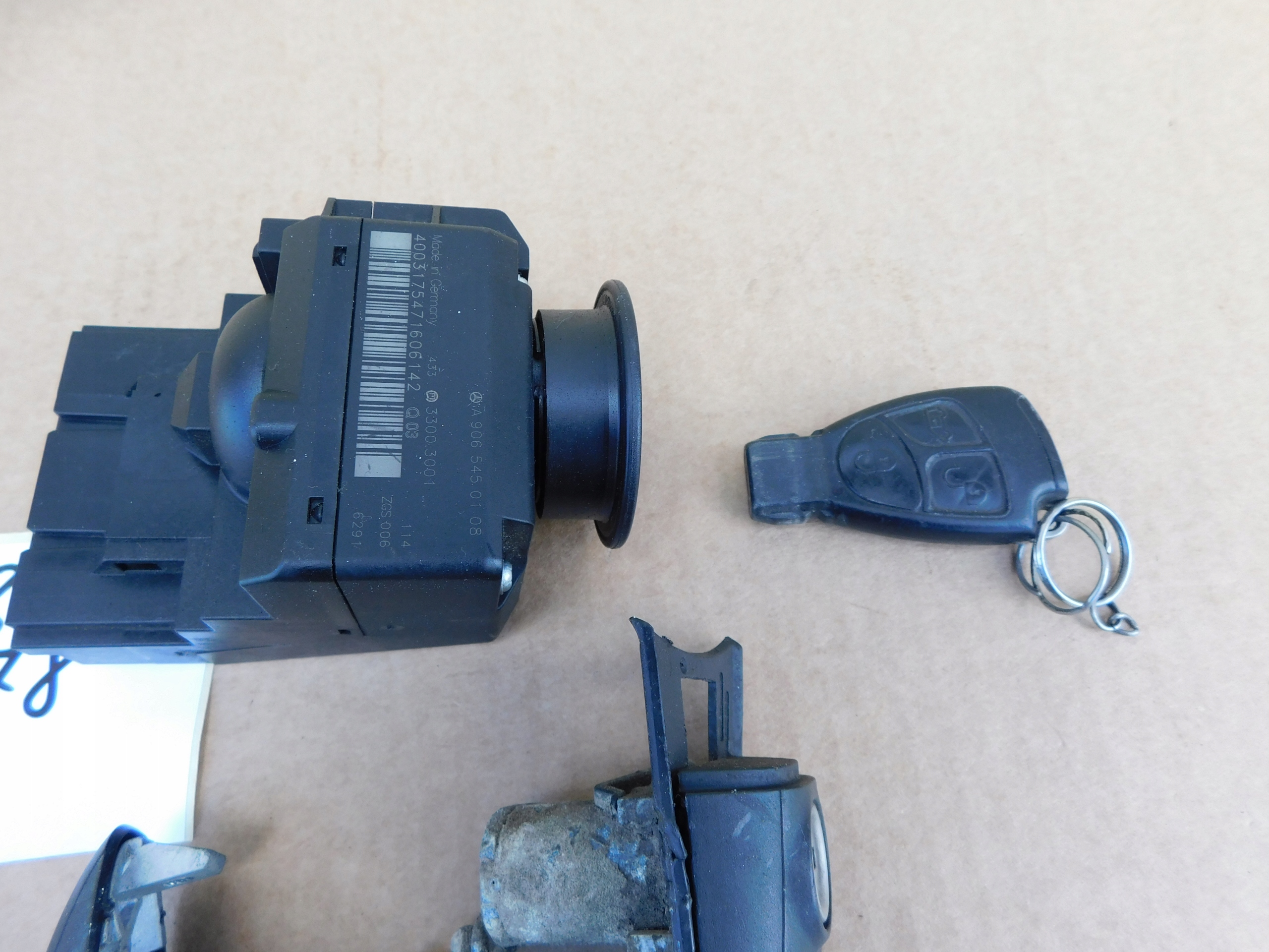 A906545008 ignition key rygiel caly komplet do Sprinter 906 OEM