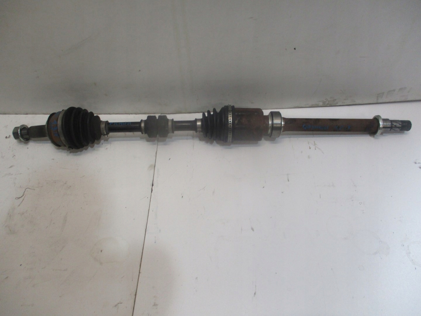 semi-axis NISSAN QASHQAI II 1,3iT 18R left