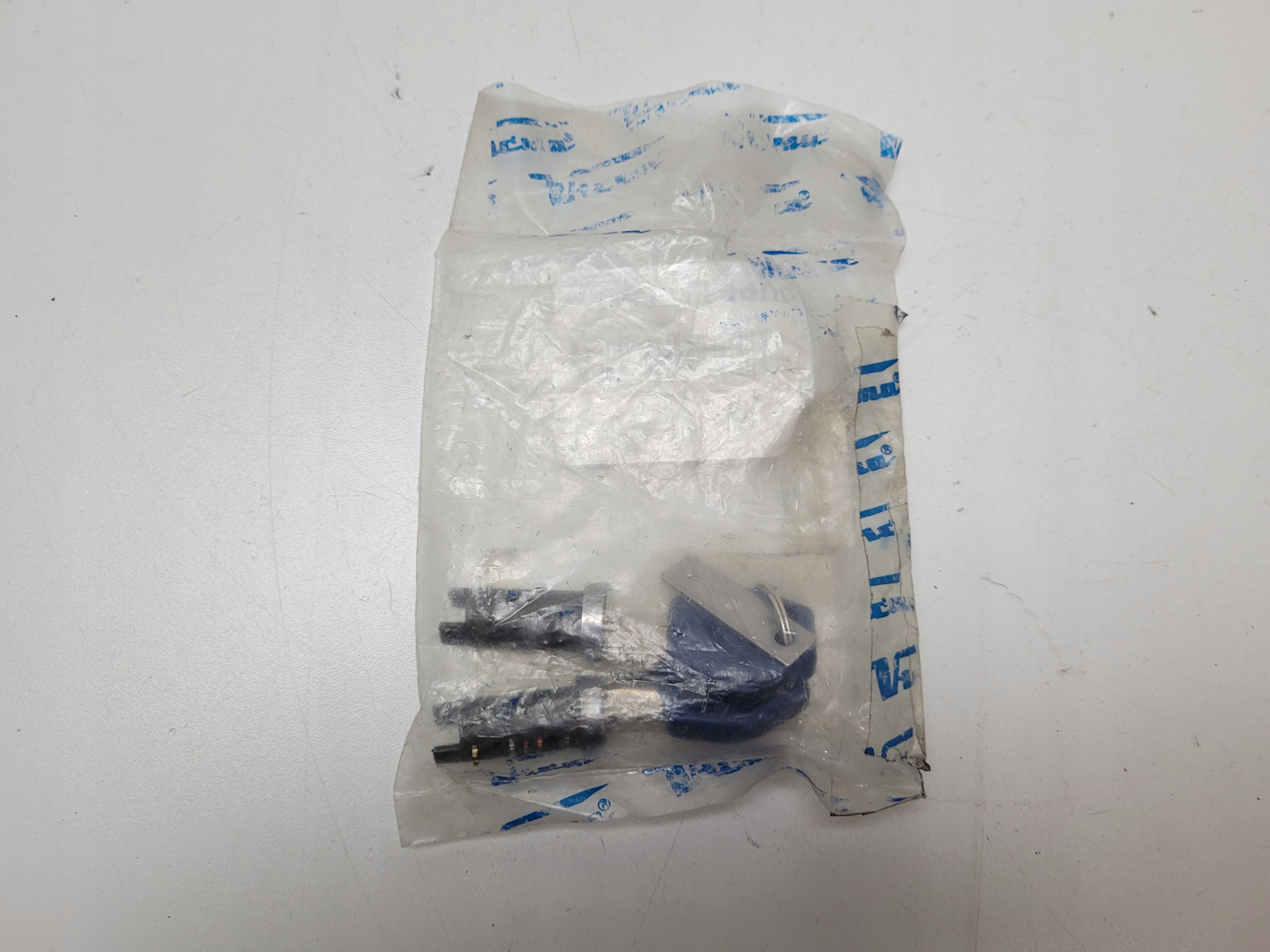 PIAGGIO GILERA WKŁADKA ZAMEK KLUCZYK 1079376