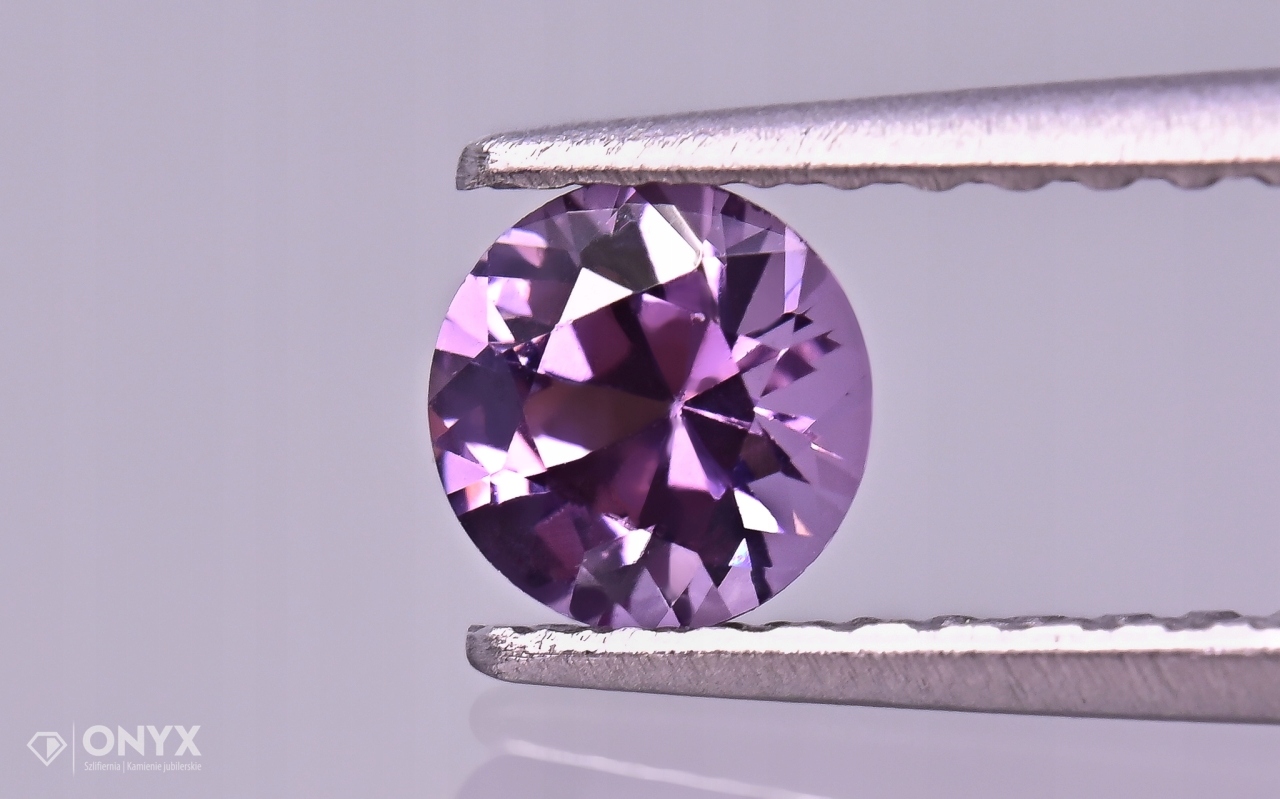 Spinel fazetovaný kulatý fi 4,5 mm