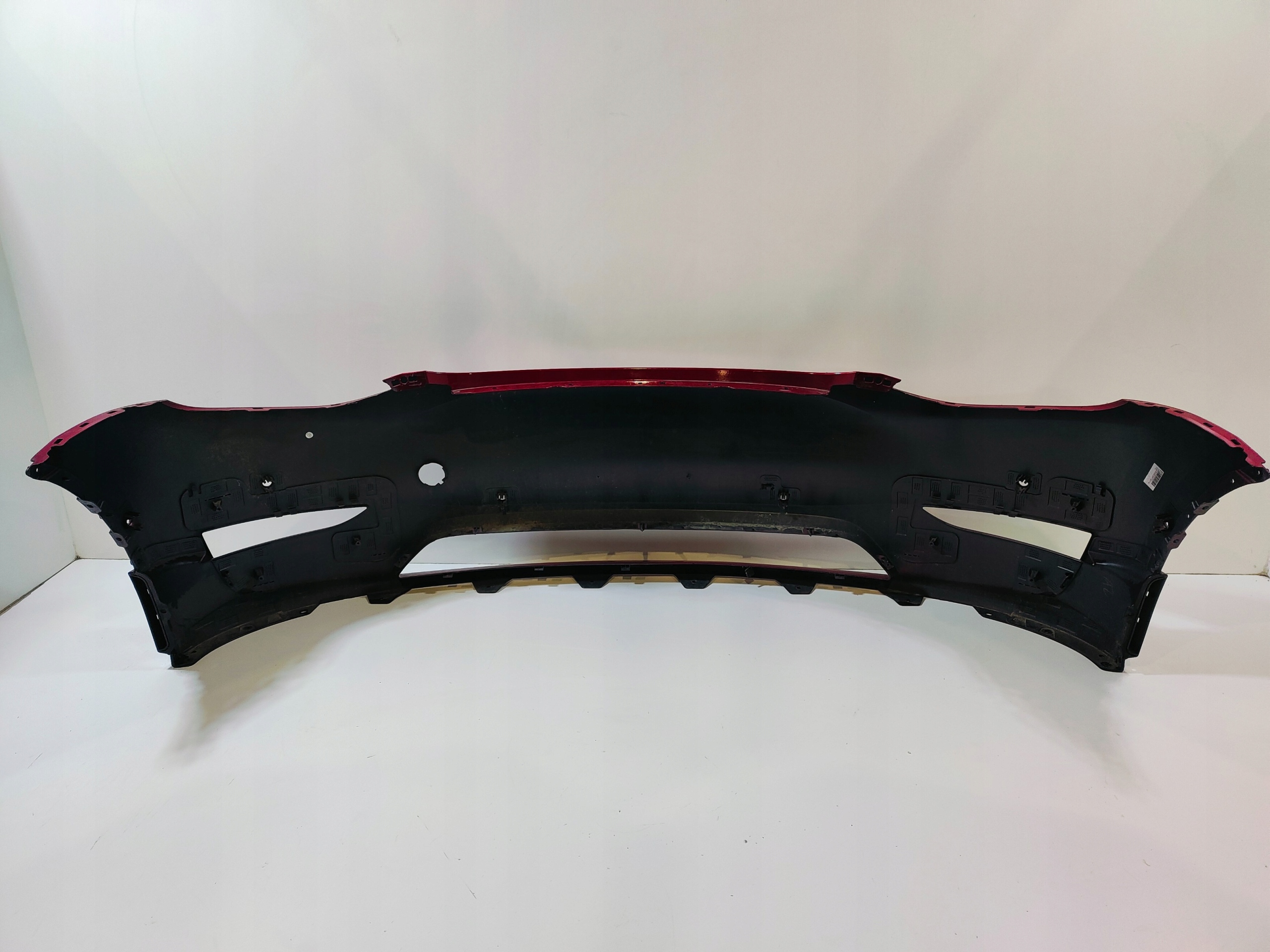 Tesla Model Y 2020- Zderzak przedni przód PDC Otwory dla haka holowniczego dla lampy przeciwmgielnej