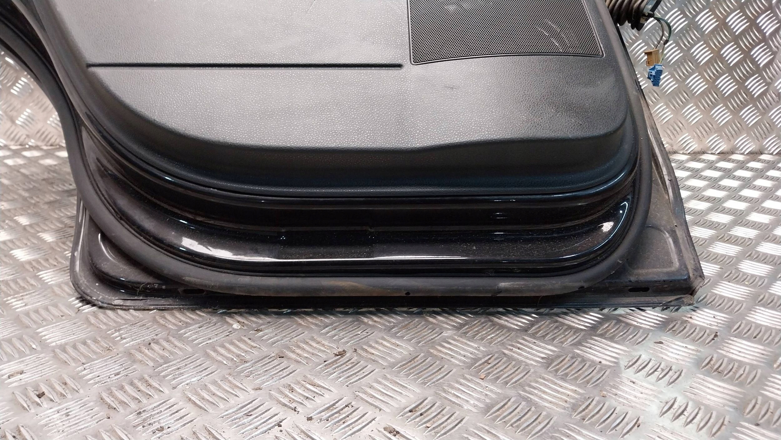 door rear part left VW POLO 6Q 01