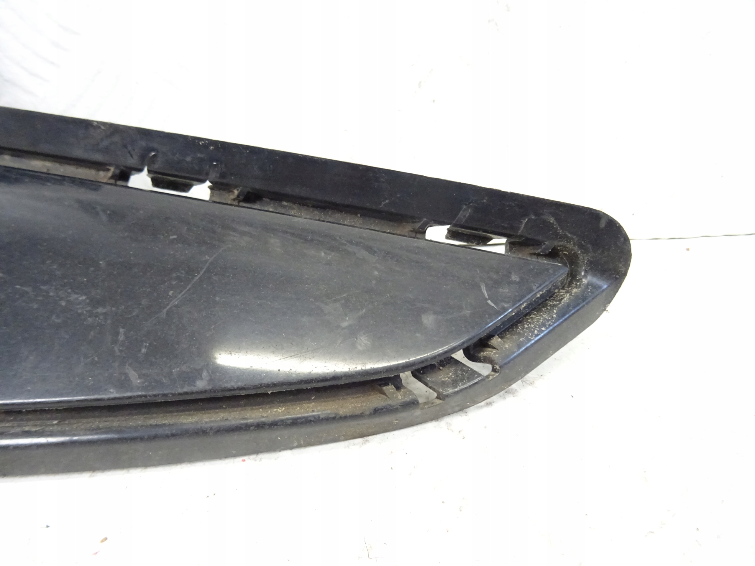 grid of a bumper front front right BMW 3 G20 G21 LCI m-packet 51118085468