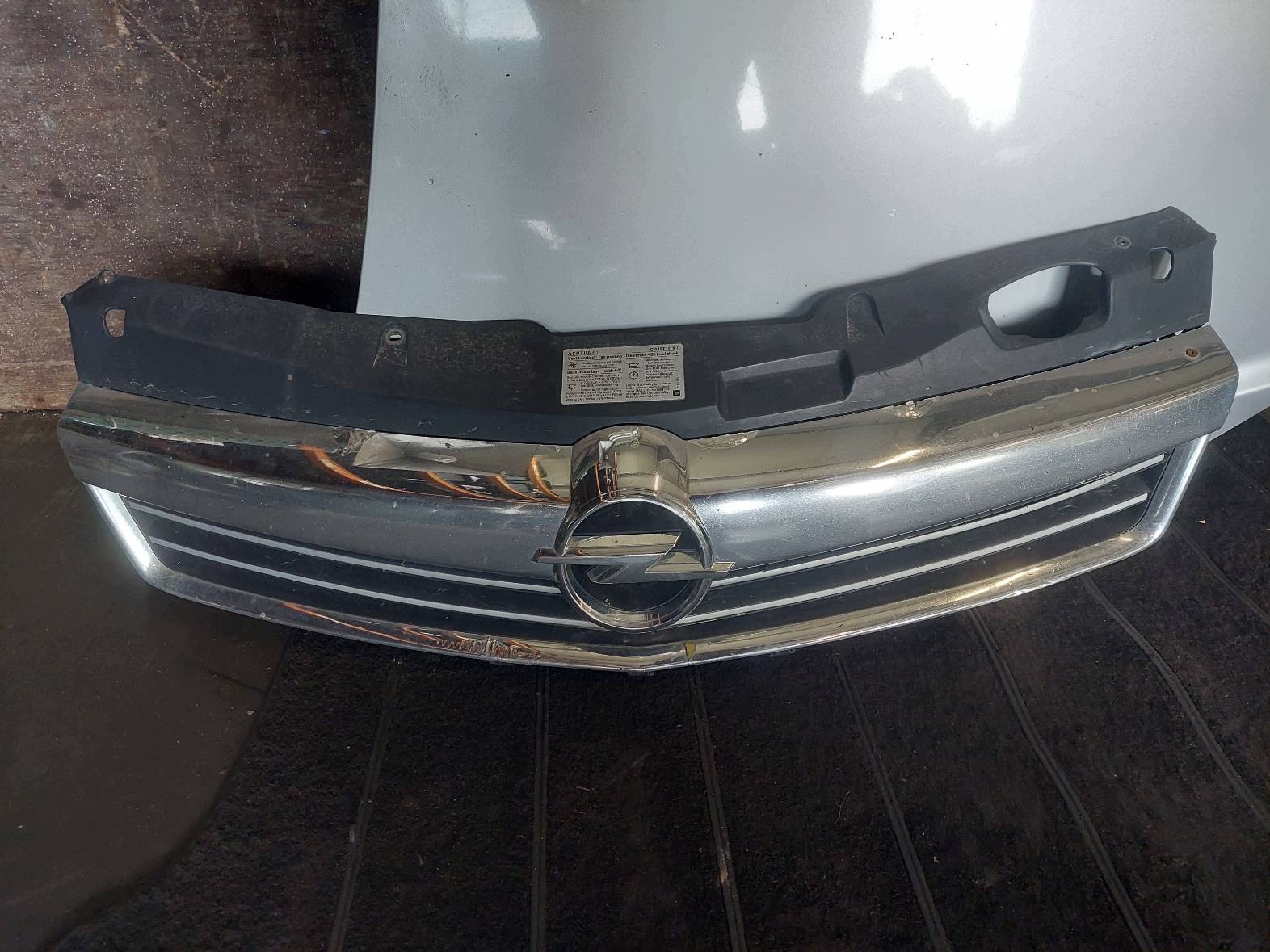 complete front bonnet BLOTNIIK light OPEL ASTRA H LIFT Z176