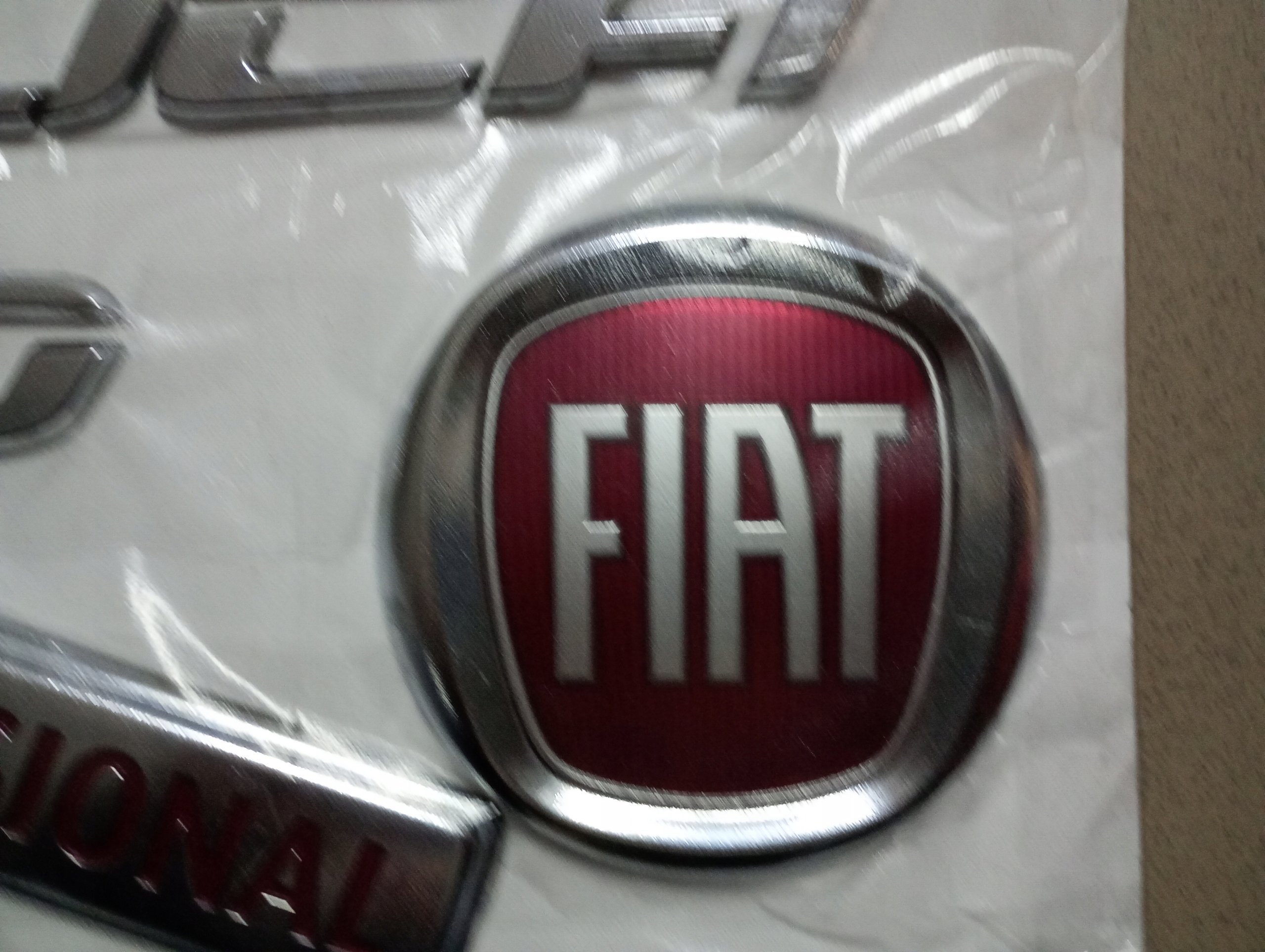 NAPISY EMBLEMAT DUCATO PROFESIONAL + EMBLEMAT FIAT (2014-23) Marka Fiat