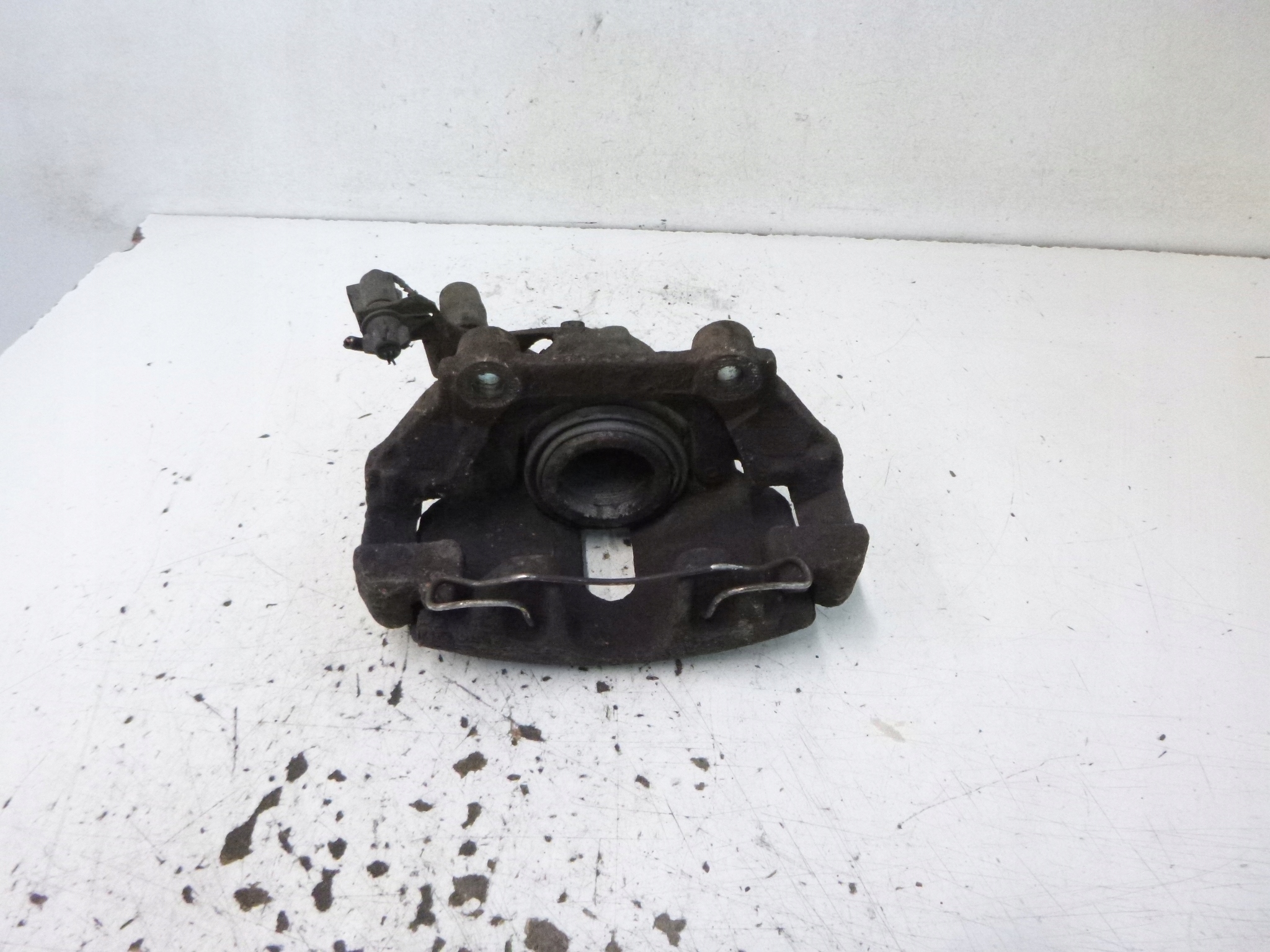 caliper brake front right VW Passat B5 FL 1.6 2003r.