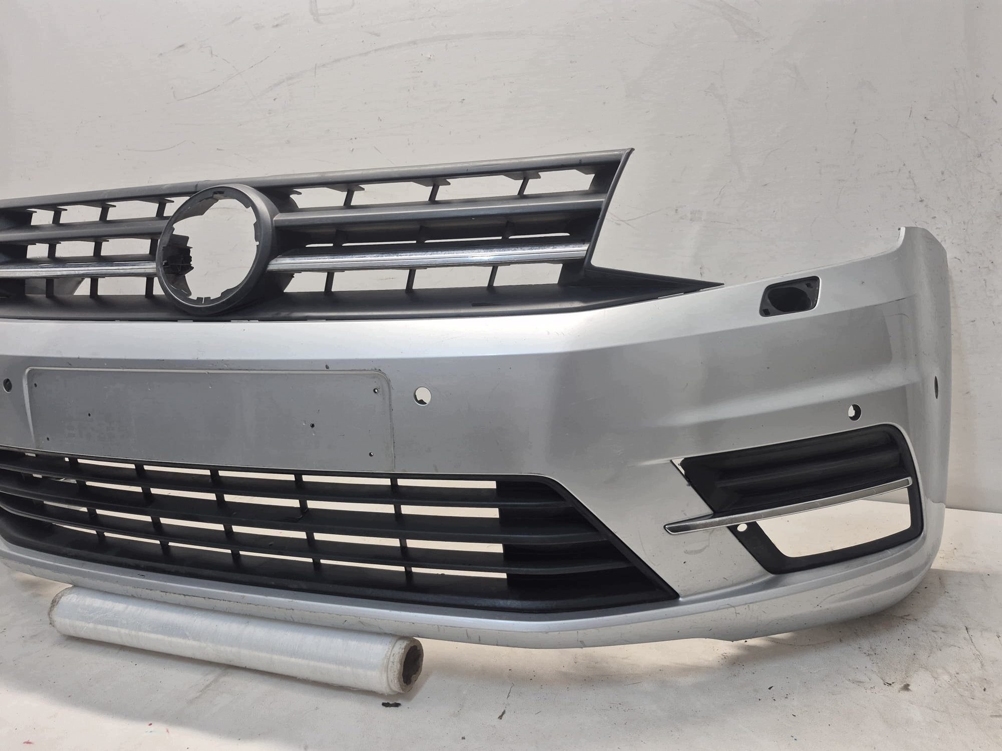 VW CADDY III 2K5 LIFT 15- bumper front front SPR PDC 2K5807221K