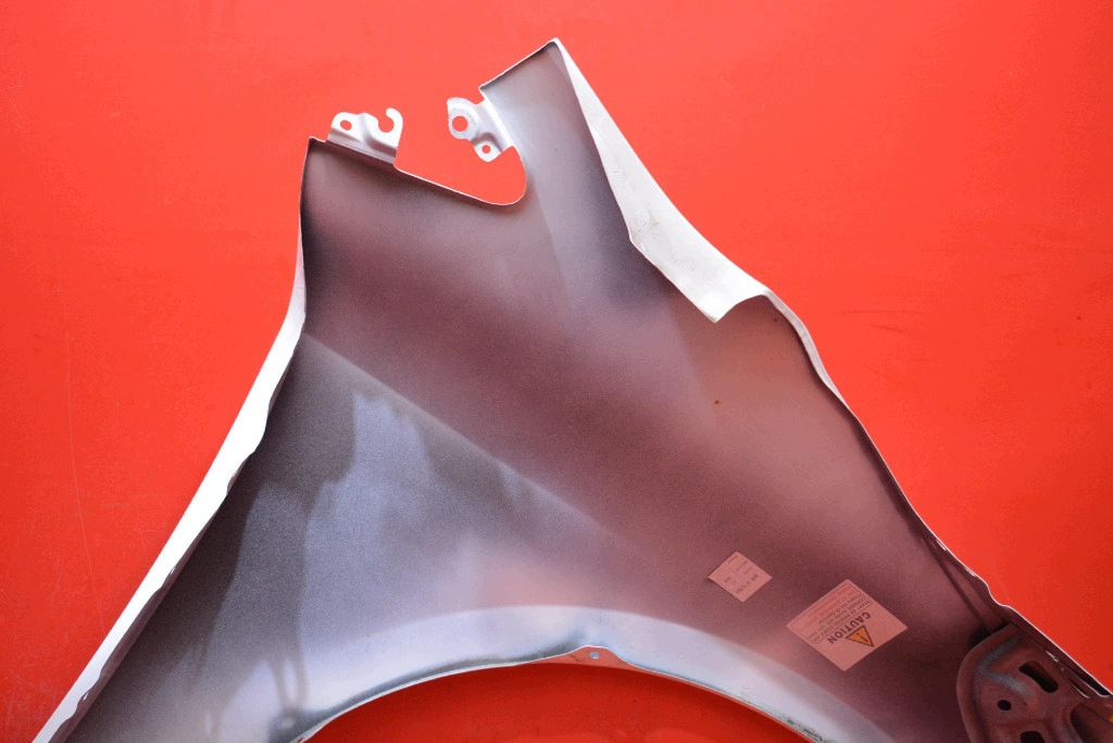 fender left front front 040 TOYOTA COROLLA E21 18-25