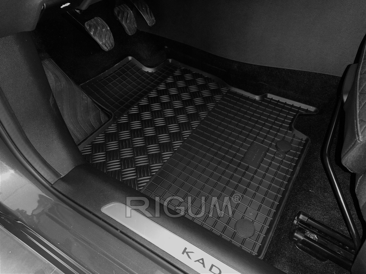 Zestaw dywaników do Renault Kadjar od 2015 | górna pozycja - dywaniki Kolor czarny
