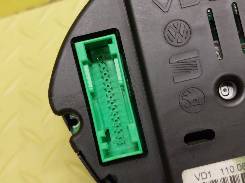 SKODA FABIA dials 110080015005