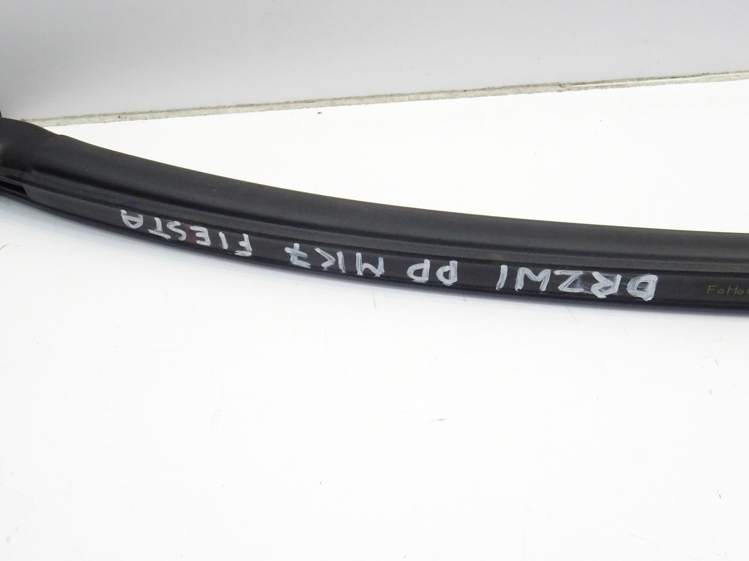 USZCZELKA DRZWI PRZOD PRZEDNICH FORD FIESTA MK7 2008- Producent części Ford OE