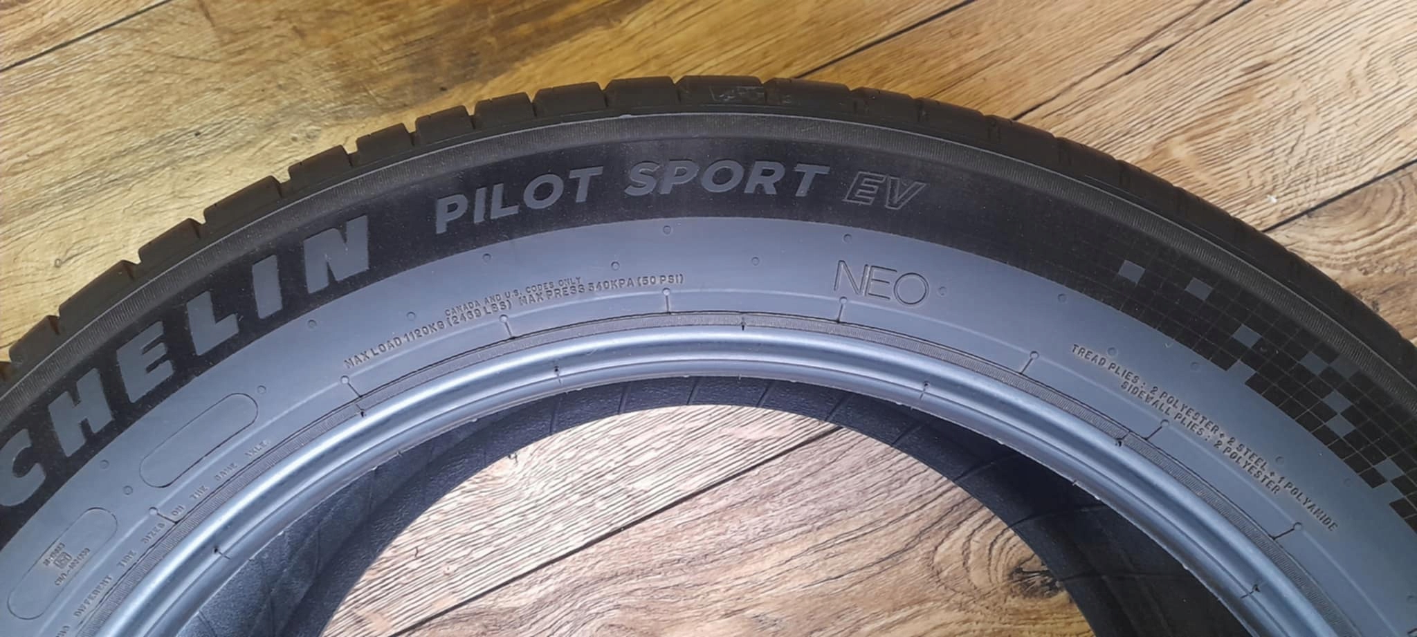 MICHELIN PILOT SPORT EV 285/45R20 112Y XL NE0