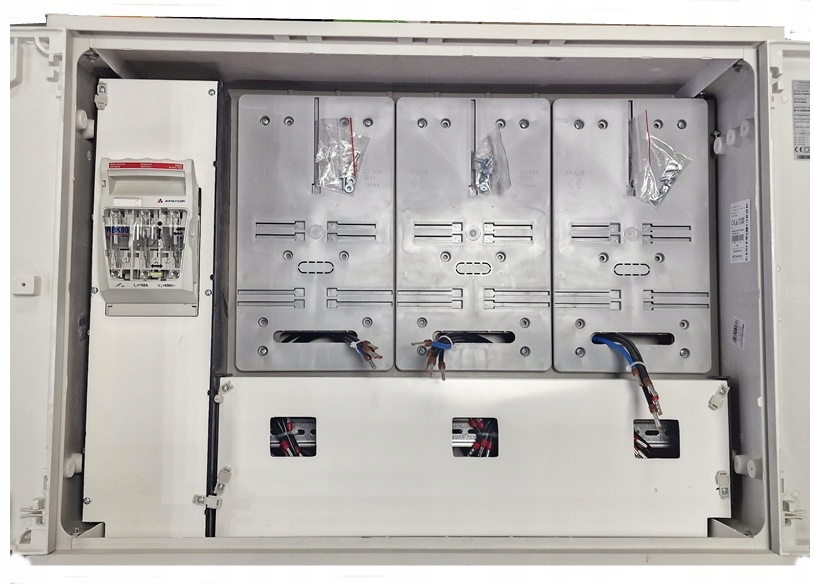 Skrzynka Złącze Pomiarowe 3pomiary 3Faz Rozłącznik Rbk IP44 Incobex nr45B