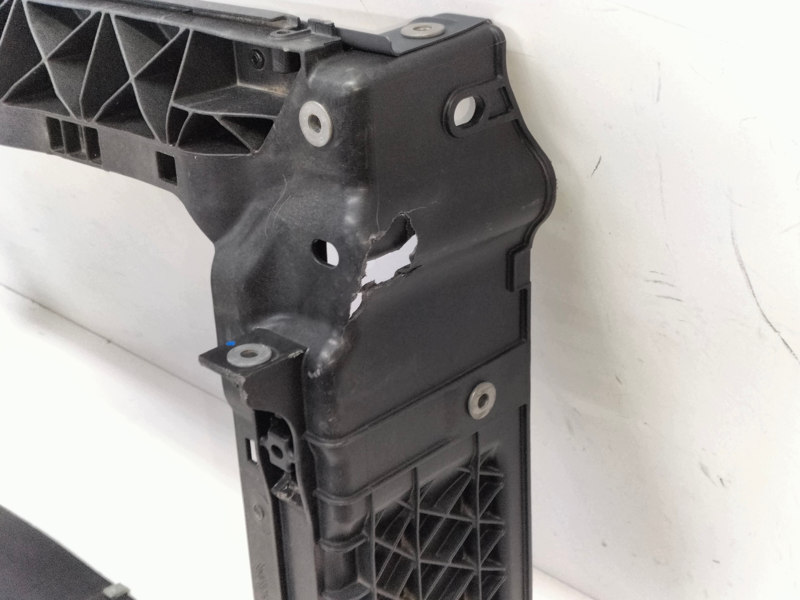 support panel for radiators pillar iron SKODA FABIA 4 IV 21