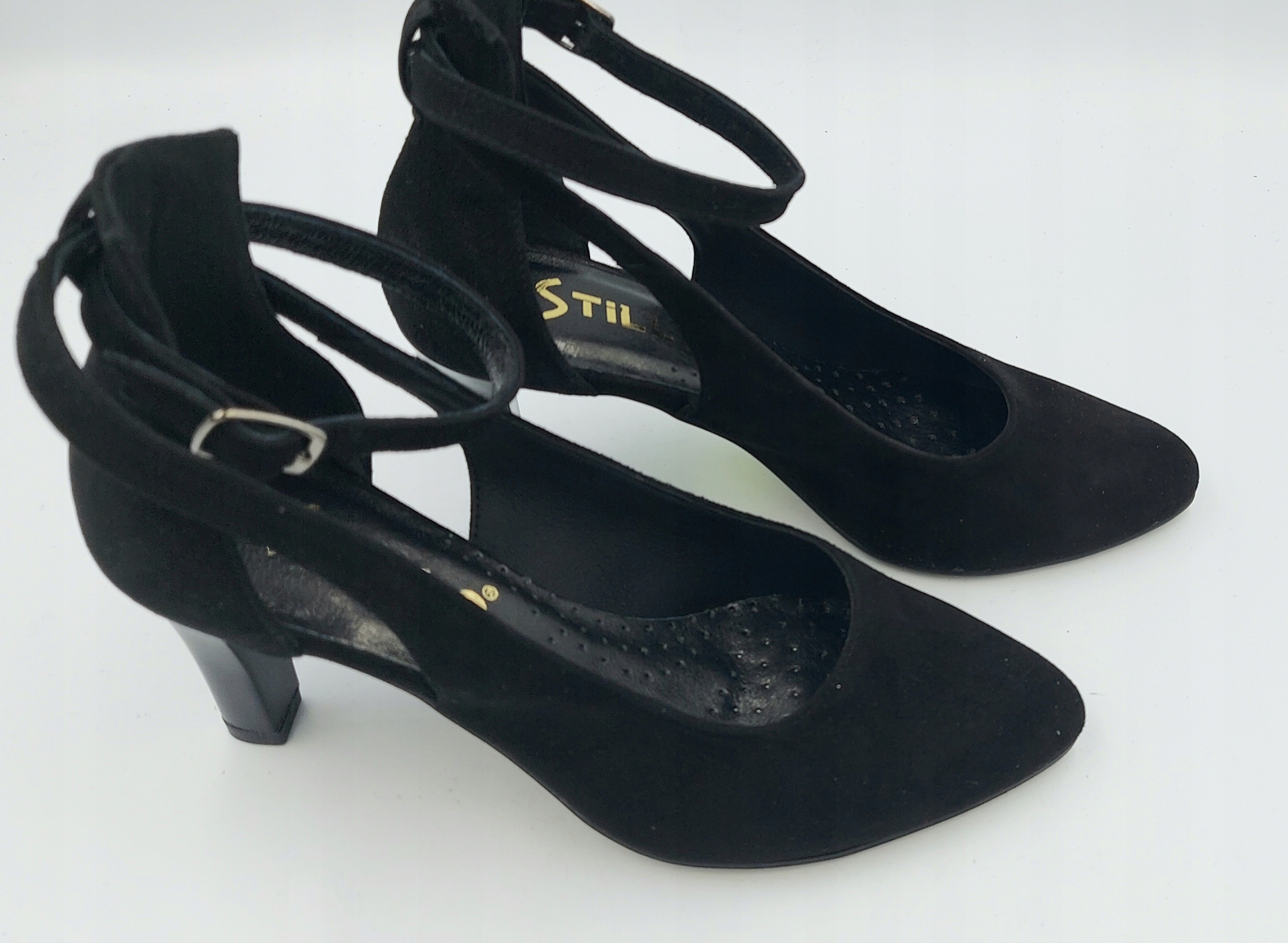 Czółenka ANDIAMO 2215 czarne zamsz studniówka 41 Kod producenta STILLO 17