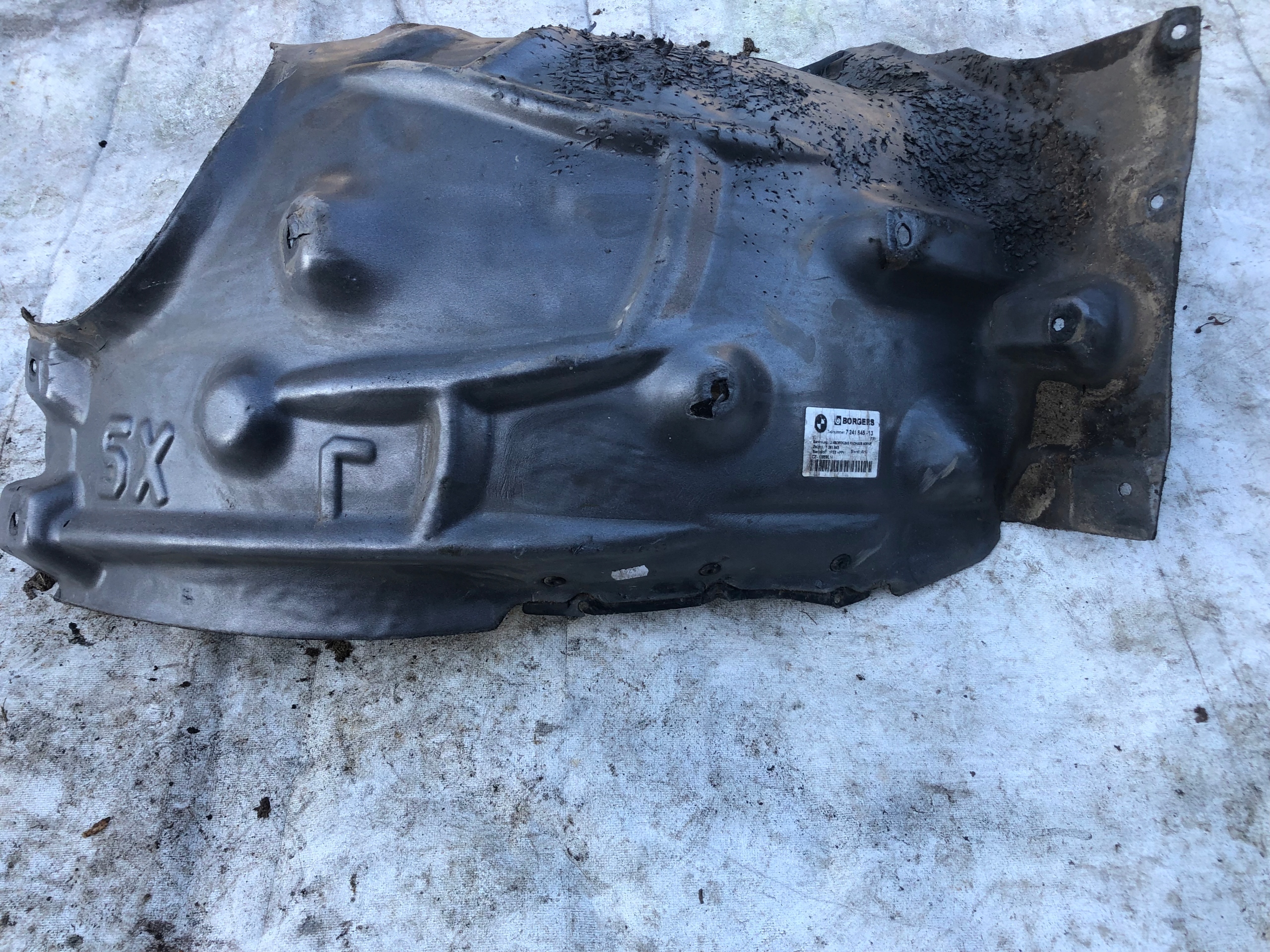 mudguard left front BMW F21 LIFT m-packet 7241845