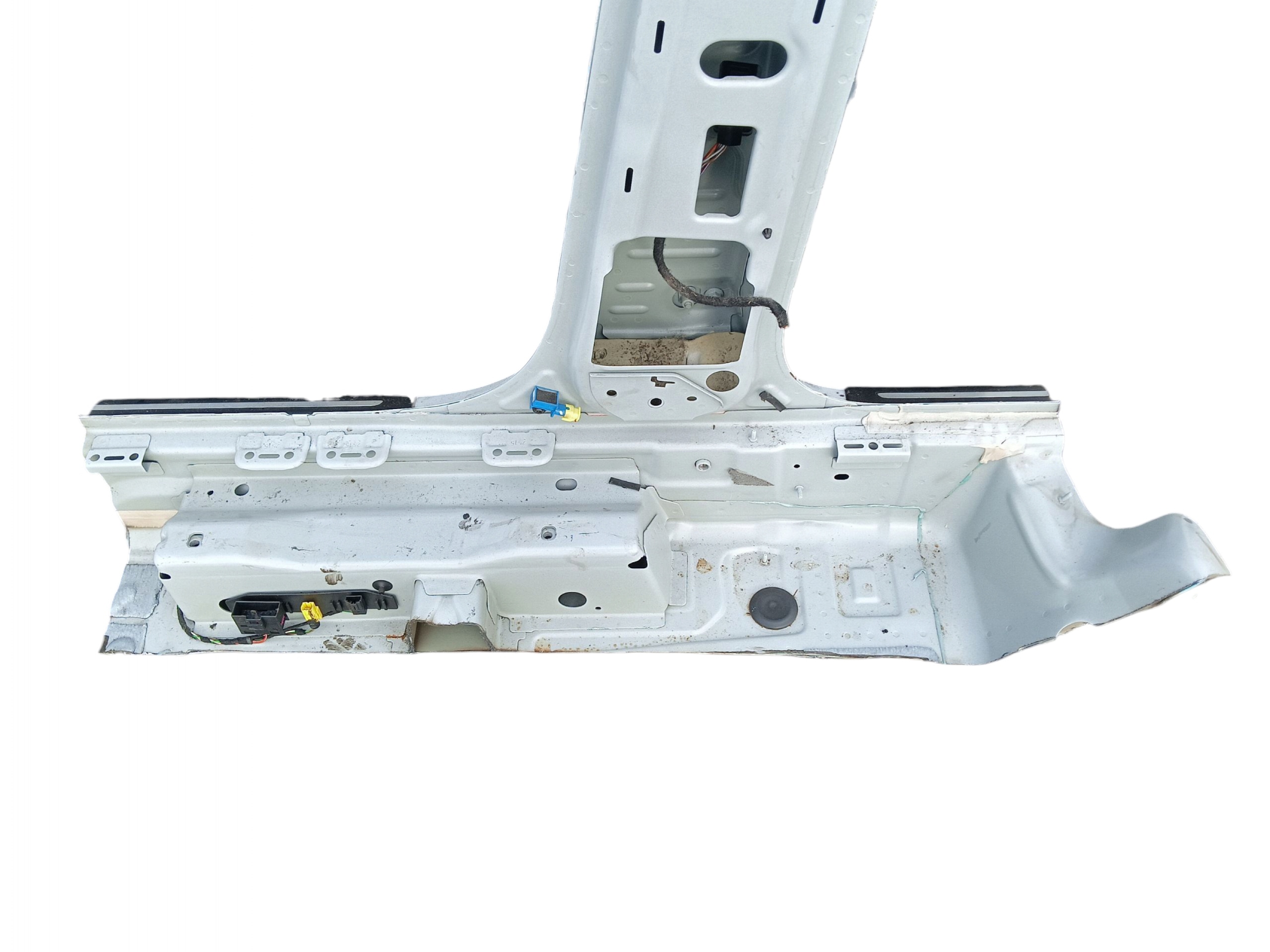threshold right pillar B central AUDI Q3 and 8U LAK: LS9R (14-18)