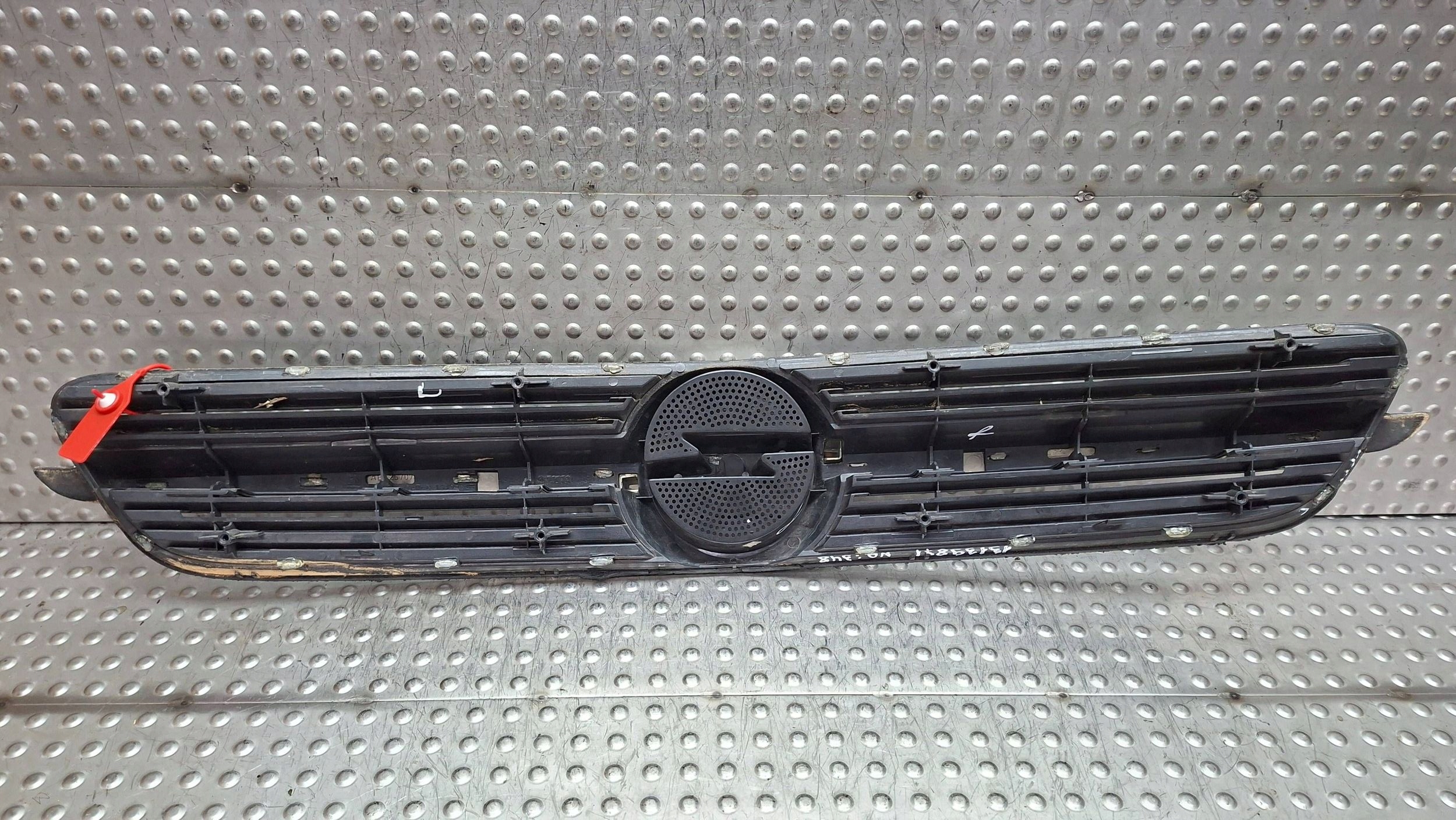Grille 464192822 OPEL VECTRA C SIGNUM 2002
