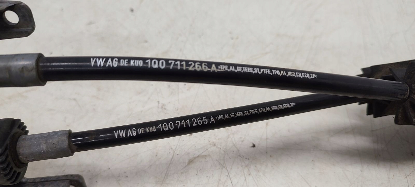 Mecanisme levier vitesse Levier de vitesse Câble VW Golf V kombi 1,4 TSI