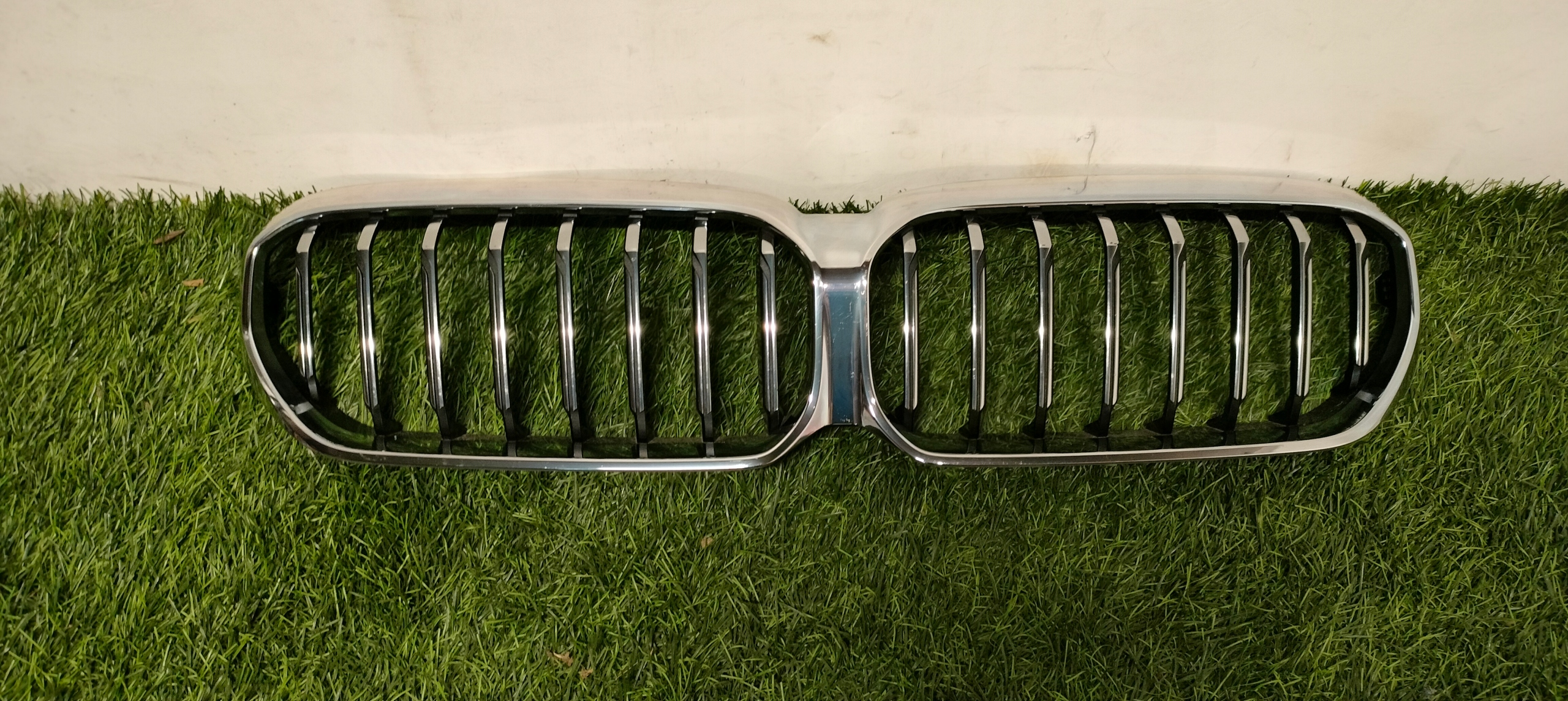 BMW 5 G30 Kühlergrill FRONTGRILL Kühlergitter - Thumbnail 1