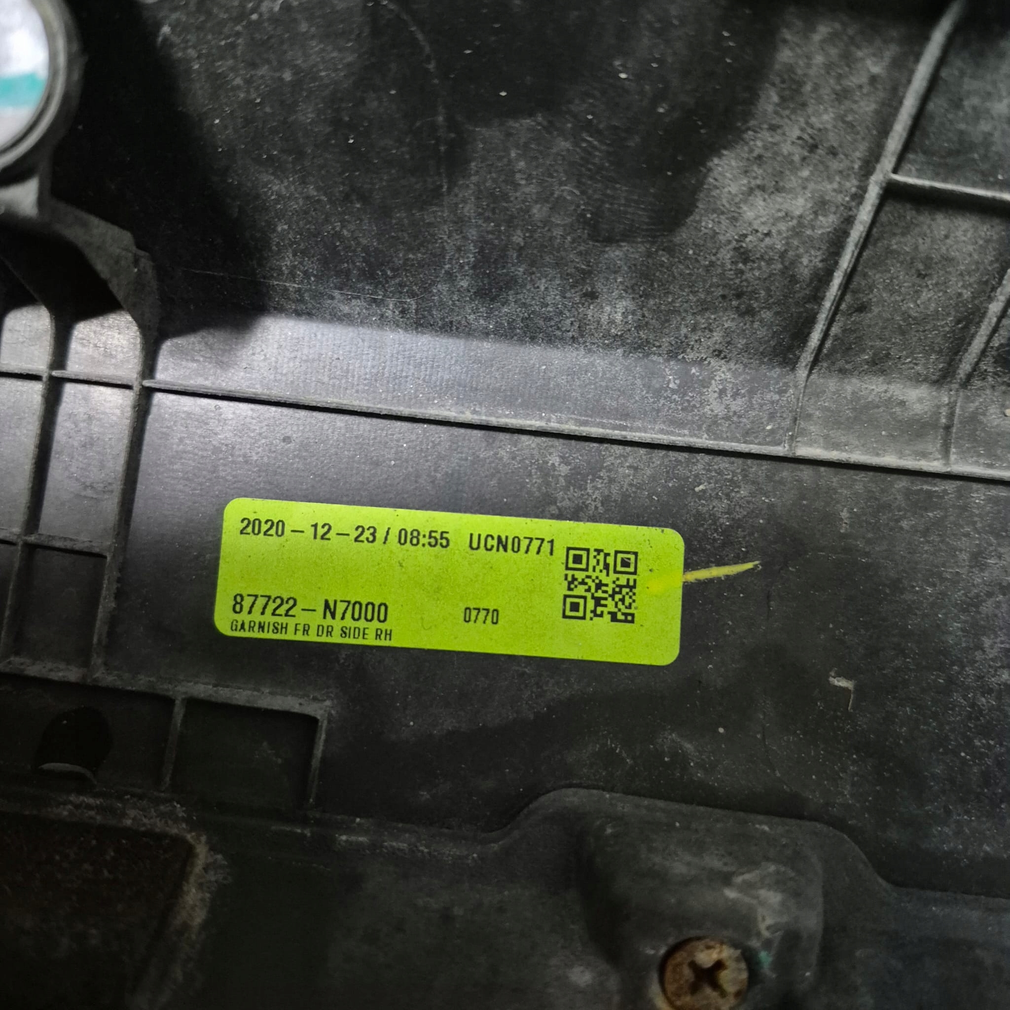 HYUNDAI TUCSON IV 4 20-> moulding cap door right front